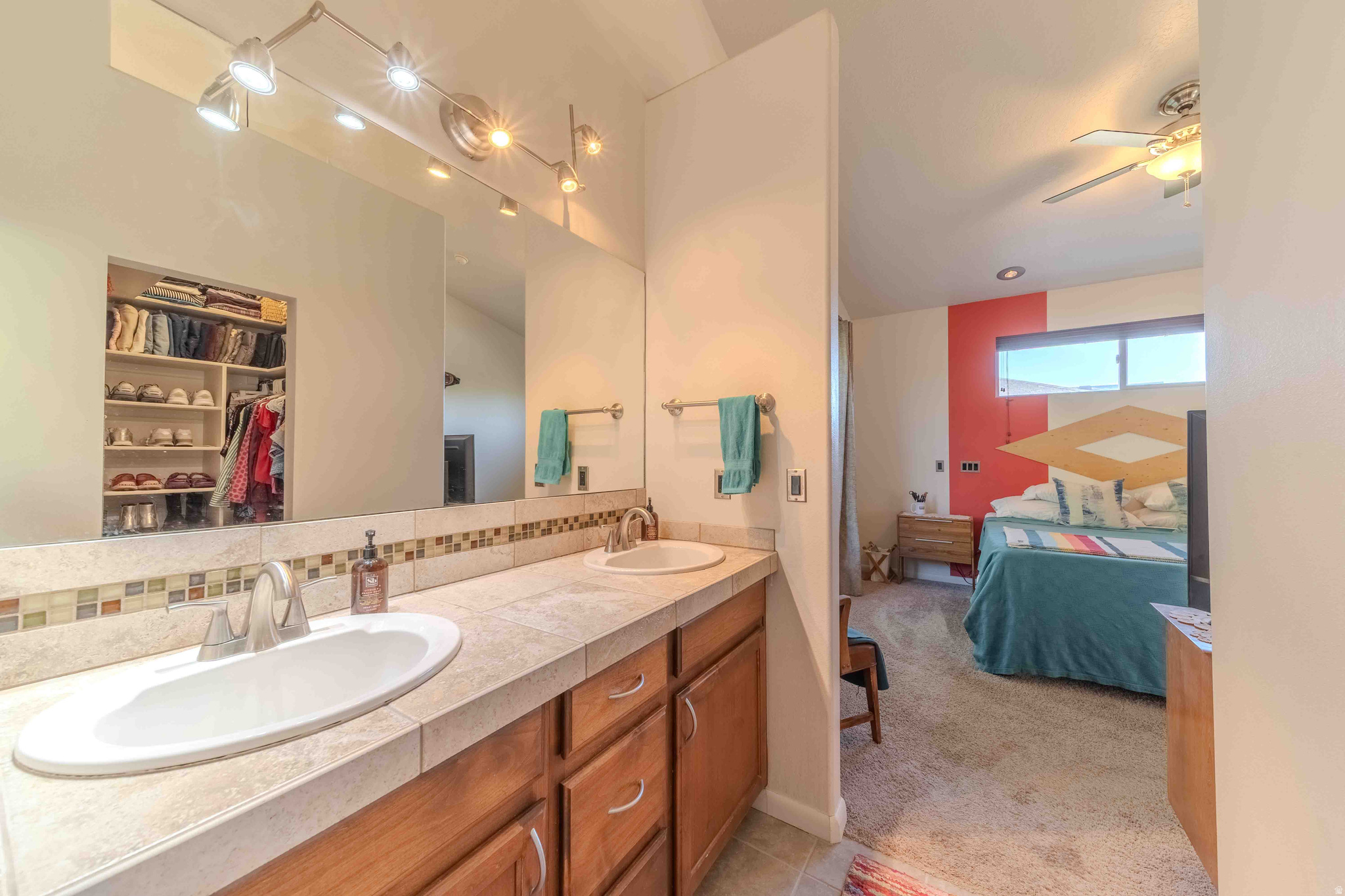 PARK RIDGE - Residential