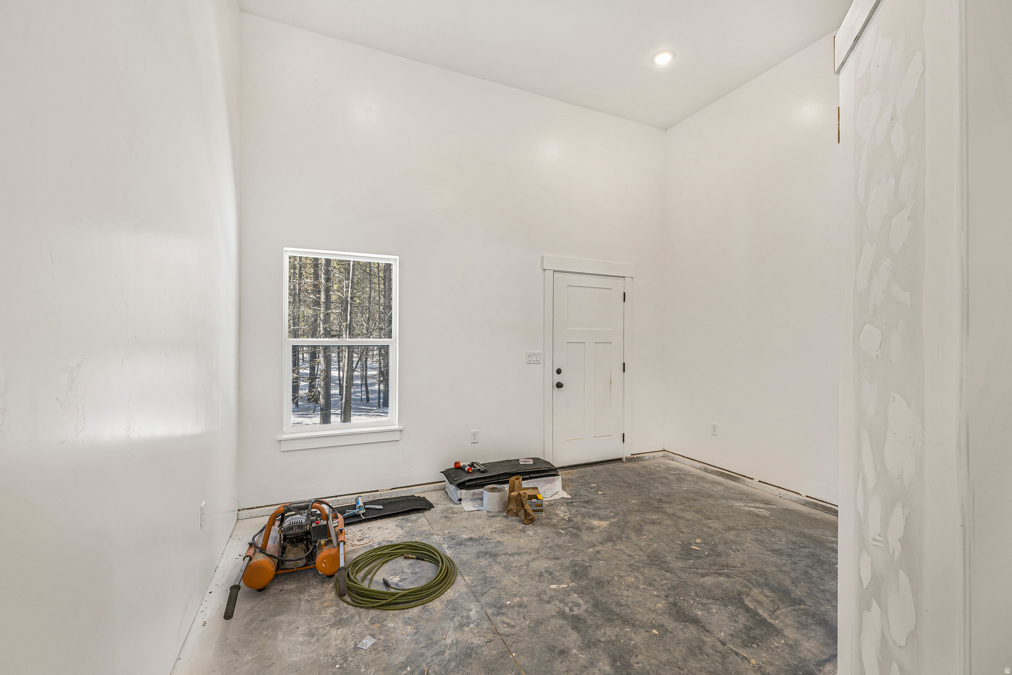 SILVERHAWK - Residential