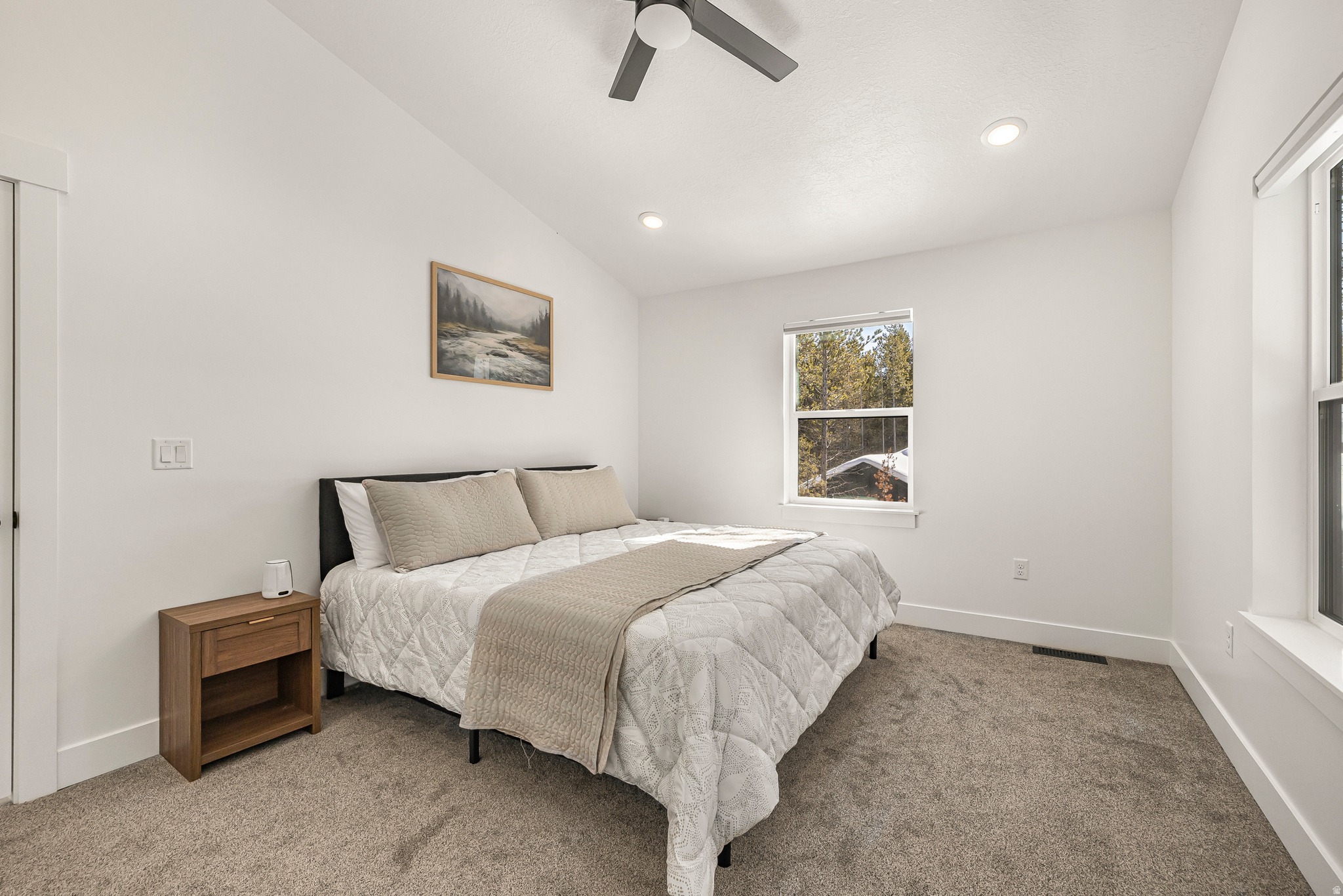 SILVERHAWK - Residential