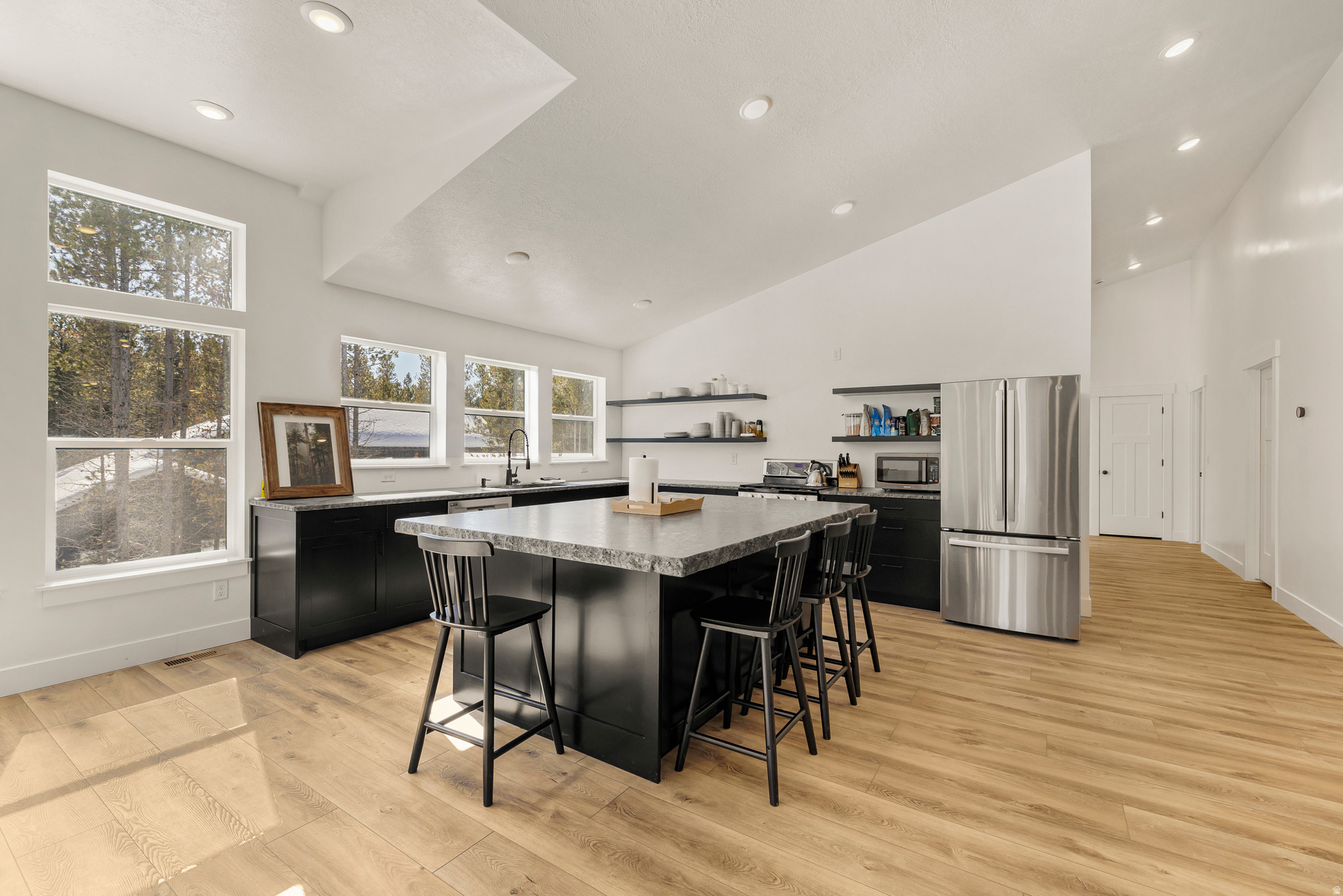 SILVERHAWK - Residential