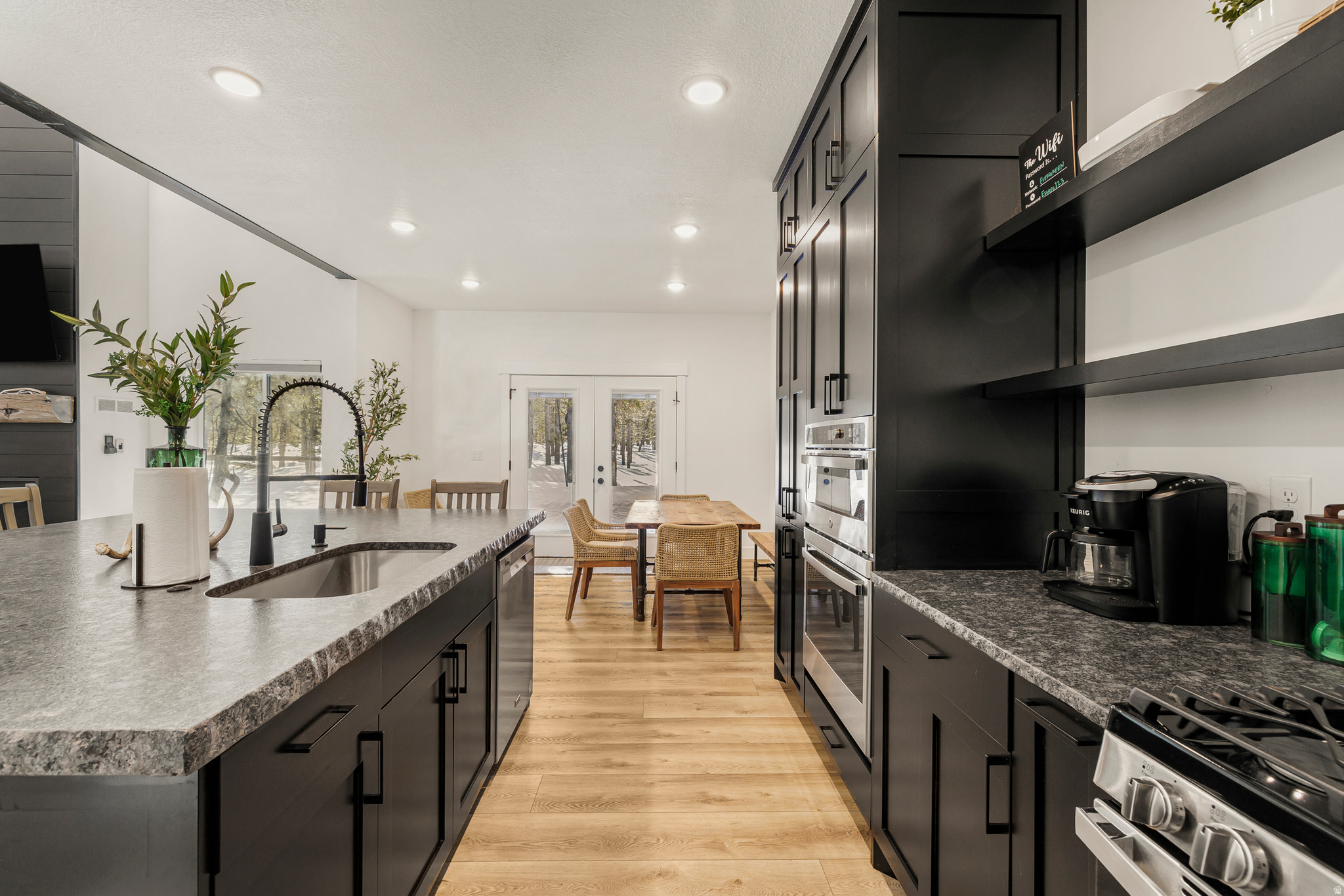 SILVERHAWK - Residential