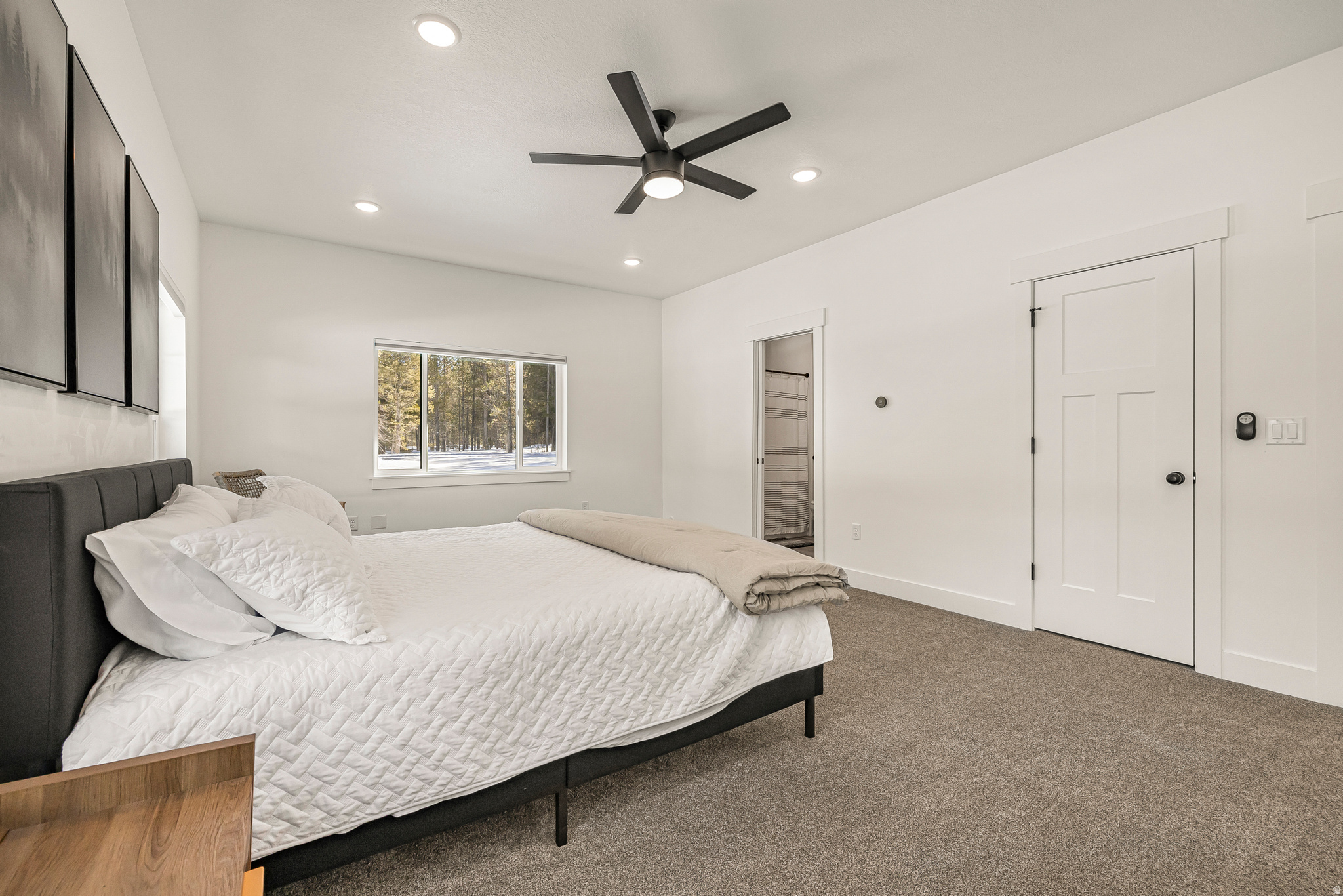 SILVERHAWK - Residential