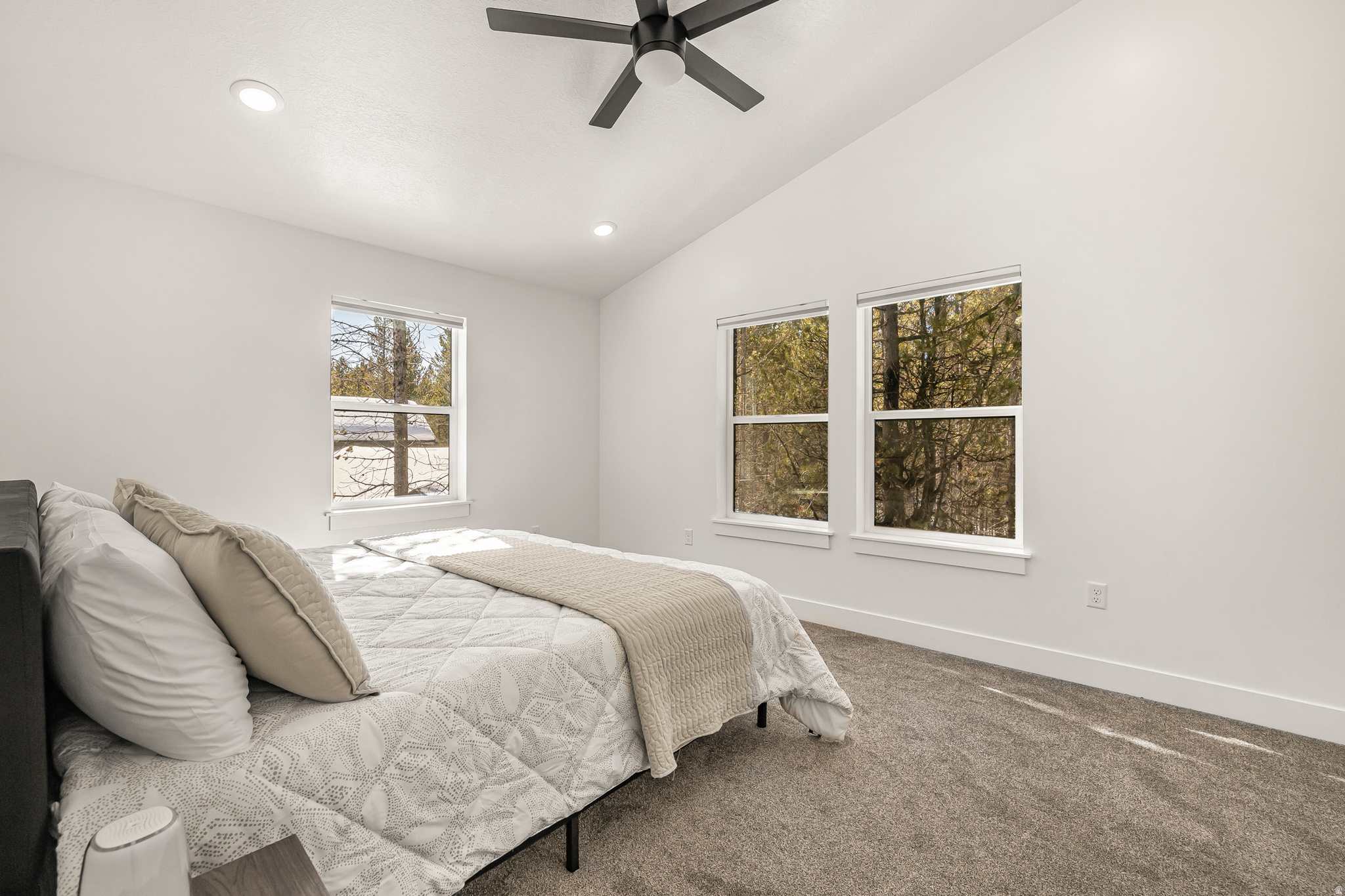 SILVERHAWK - Residential