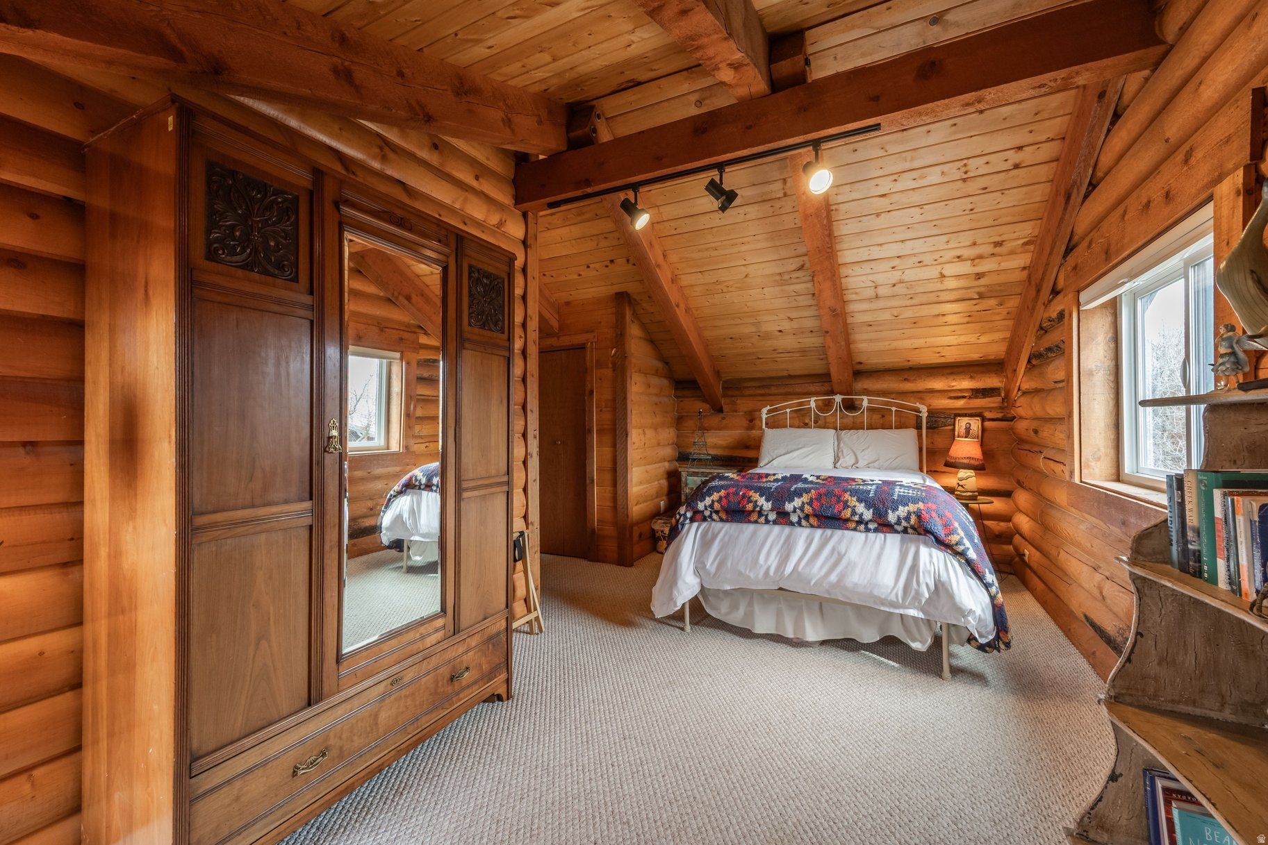 TOLLGATE - Residential