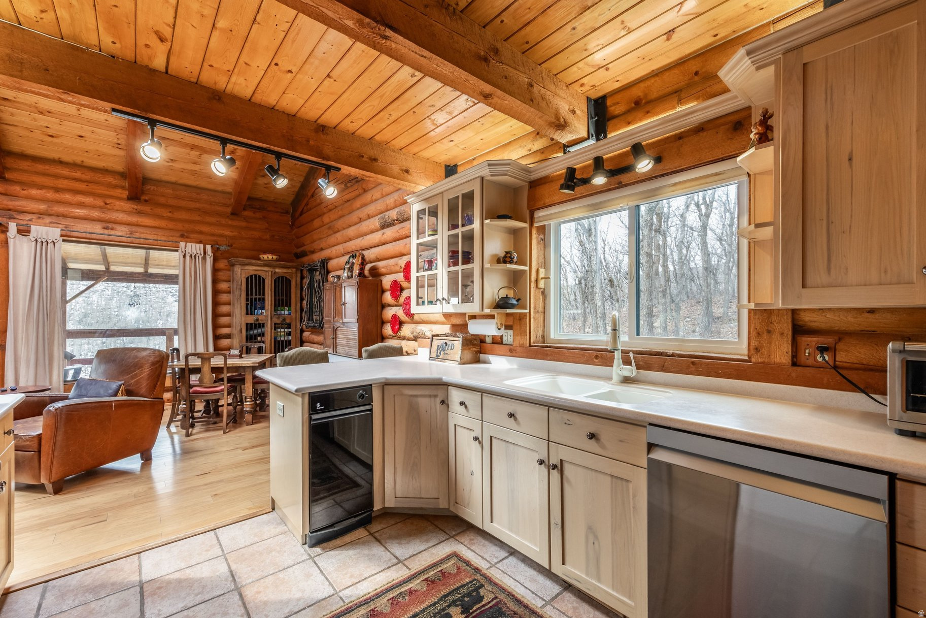 TOLLGATE - Residential