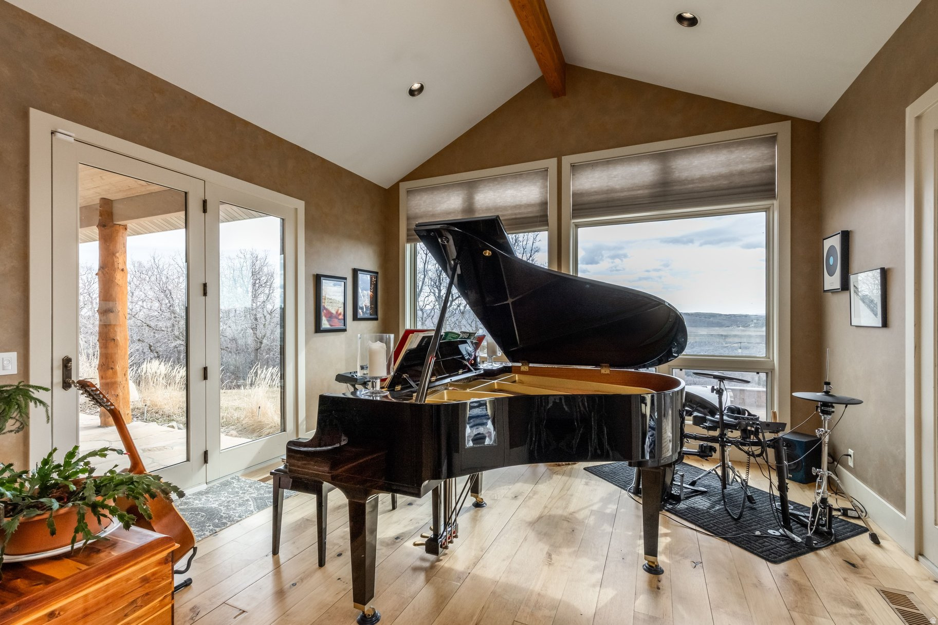 TOLLGATE - Residential