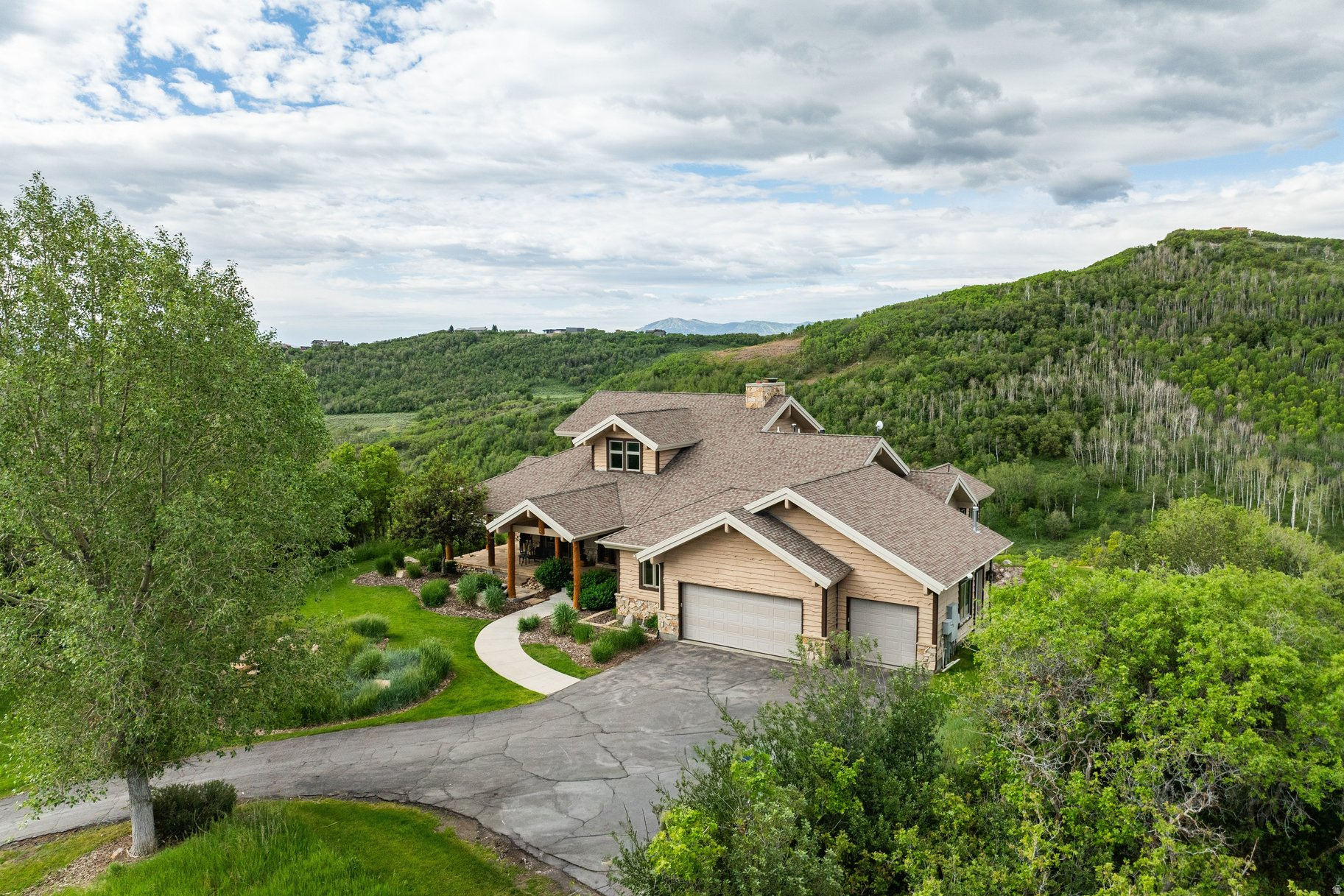 TOLLGATE - Residential