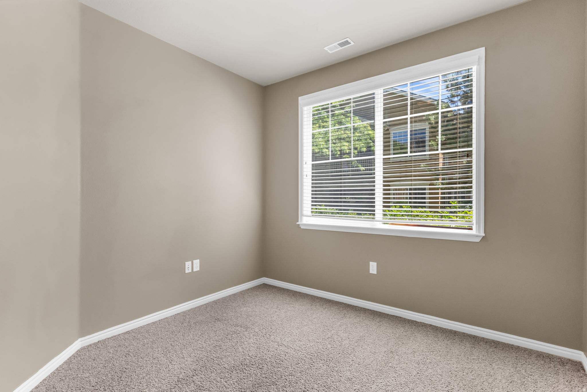 PEMBERLEY @ ROBINSONS GROVE CONDO - Residential
