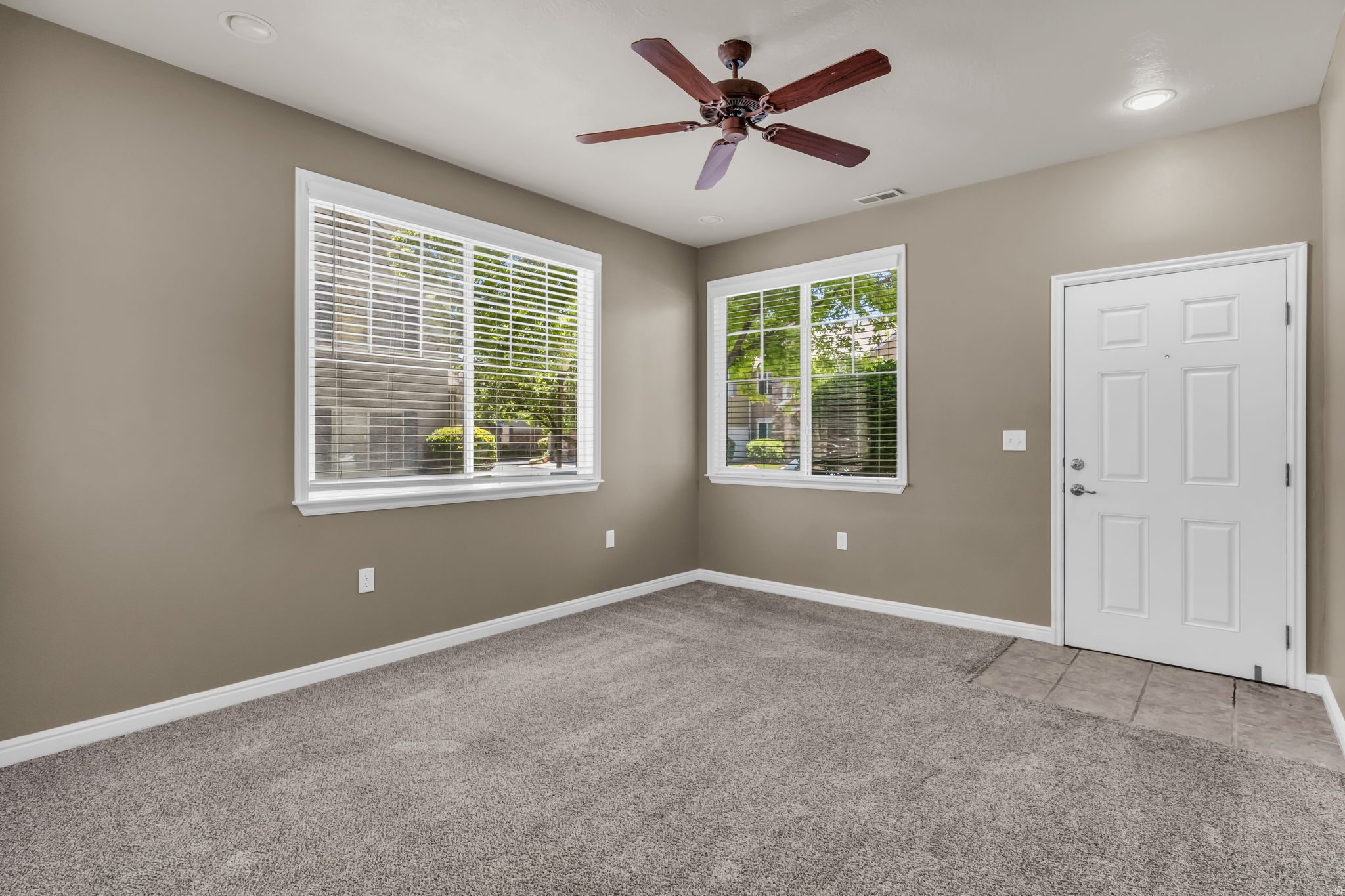 PEMBERLEY @ ROBINSONS GROVE CONDO - Residential