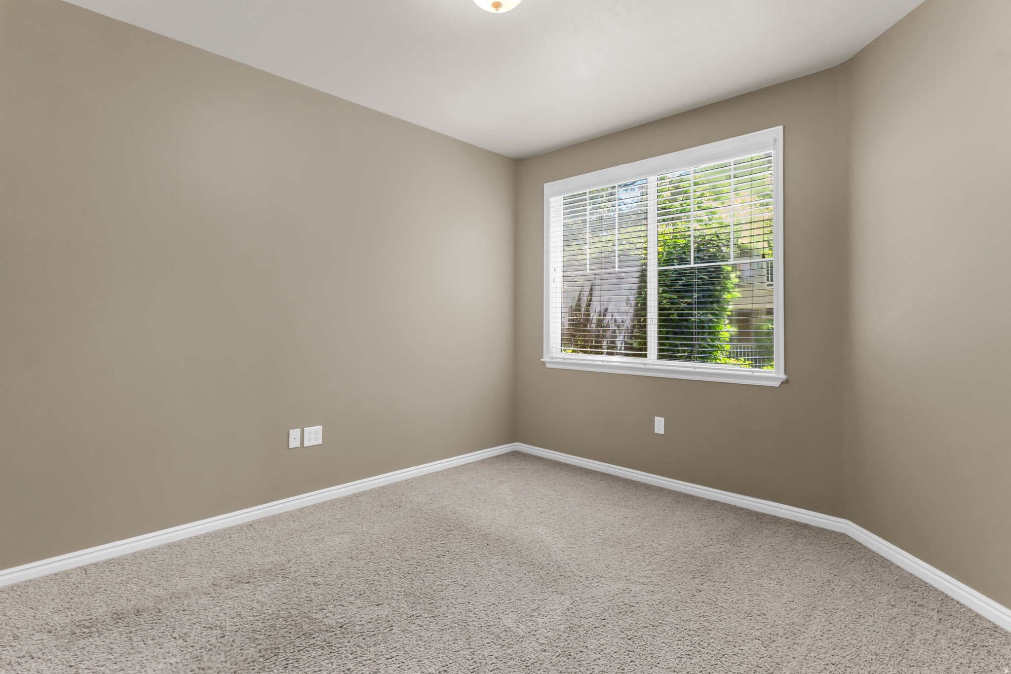 PEMBERLEY @ ROBINSONS GROVE CONDO - Residential