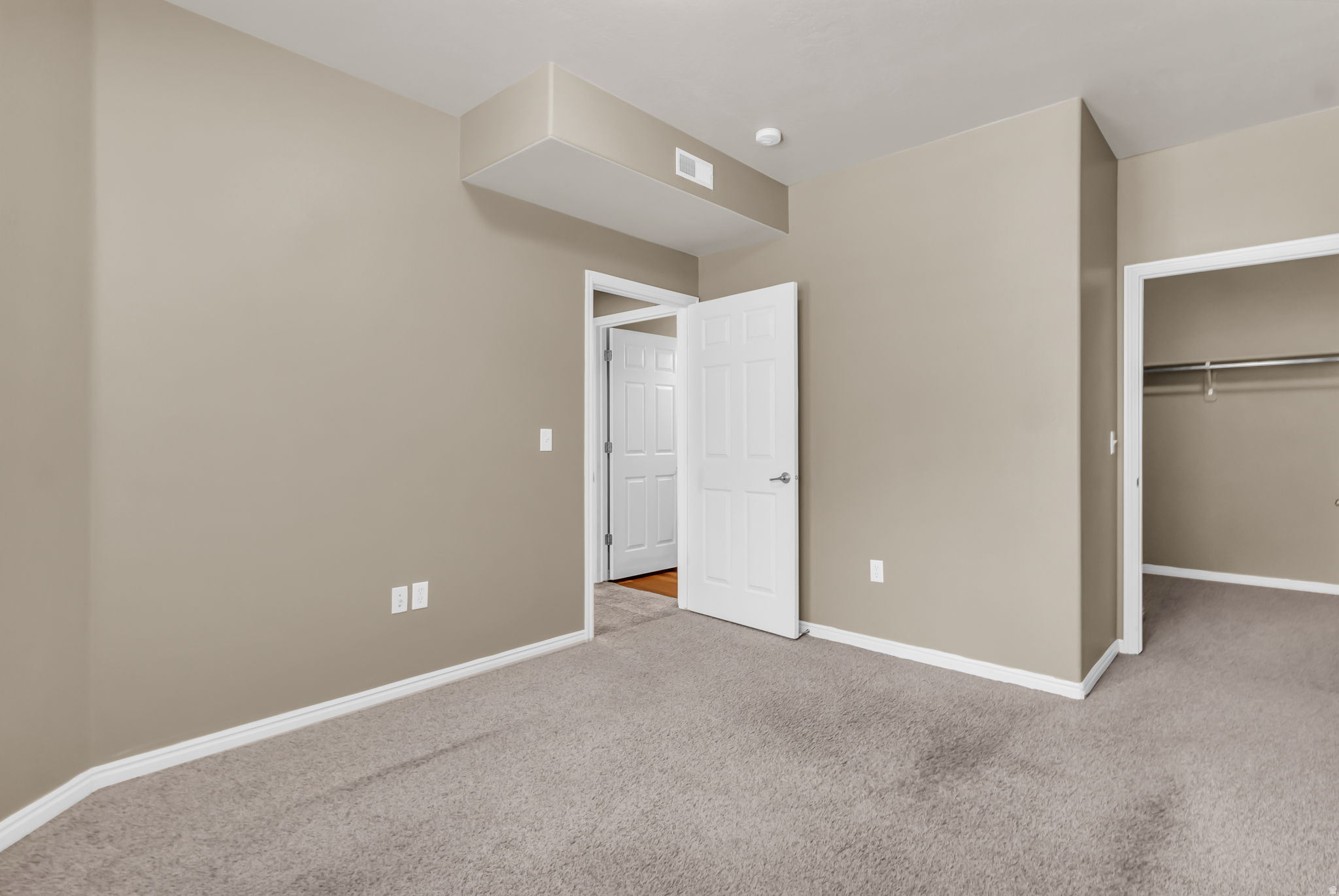 PEMBERLEY @ ROBINSONS GROVE CONDO - Residential