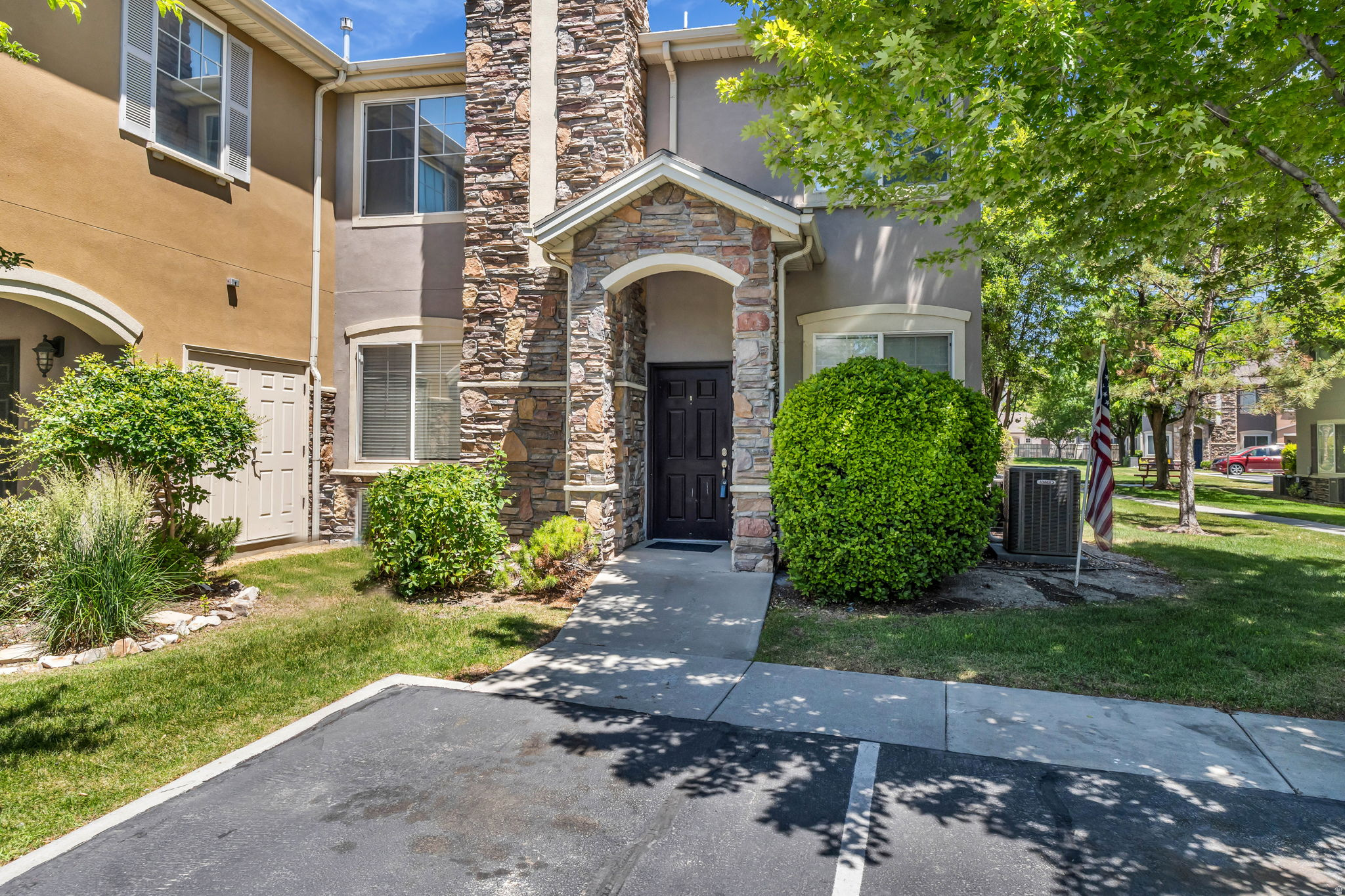 PEMBERLEY @ ROBINSONS GROVE CONDO - Residential