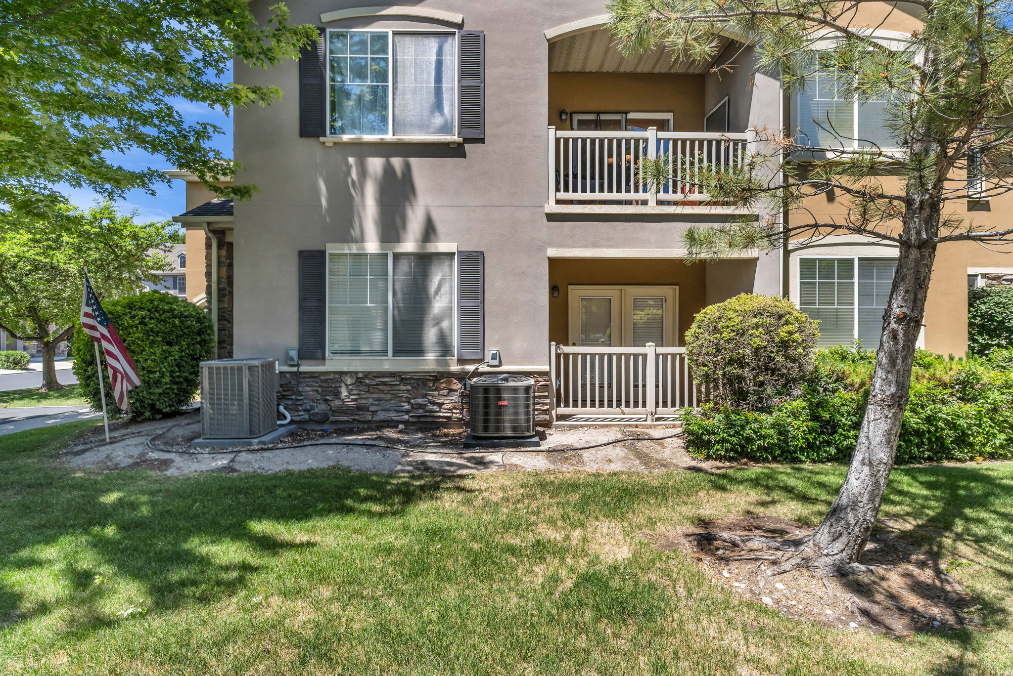 PEMBERLEY @ ROBINSONS GROVE CONDO - Residential