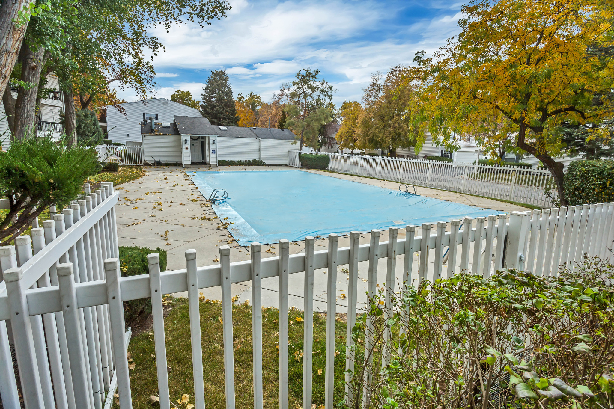 WAYLAND STATION AT OLD FARM - Residential