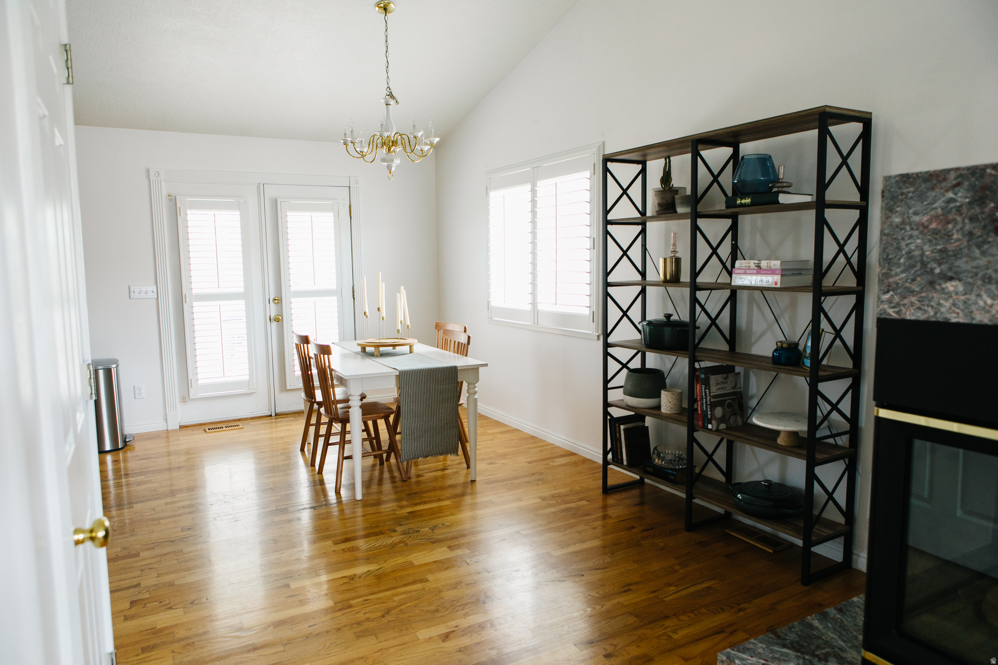 RIDGEVIEW - Residential