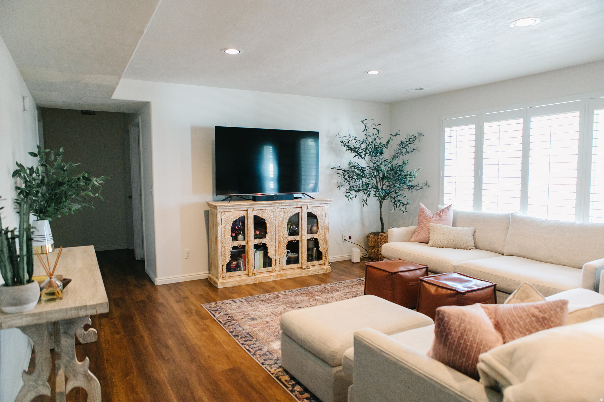 RIDGEVIEW - Residential