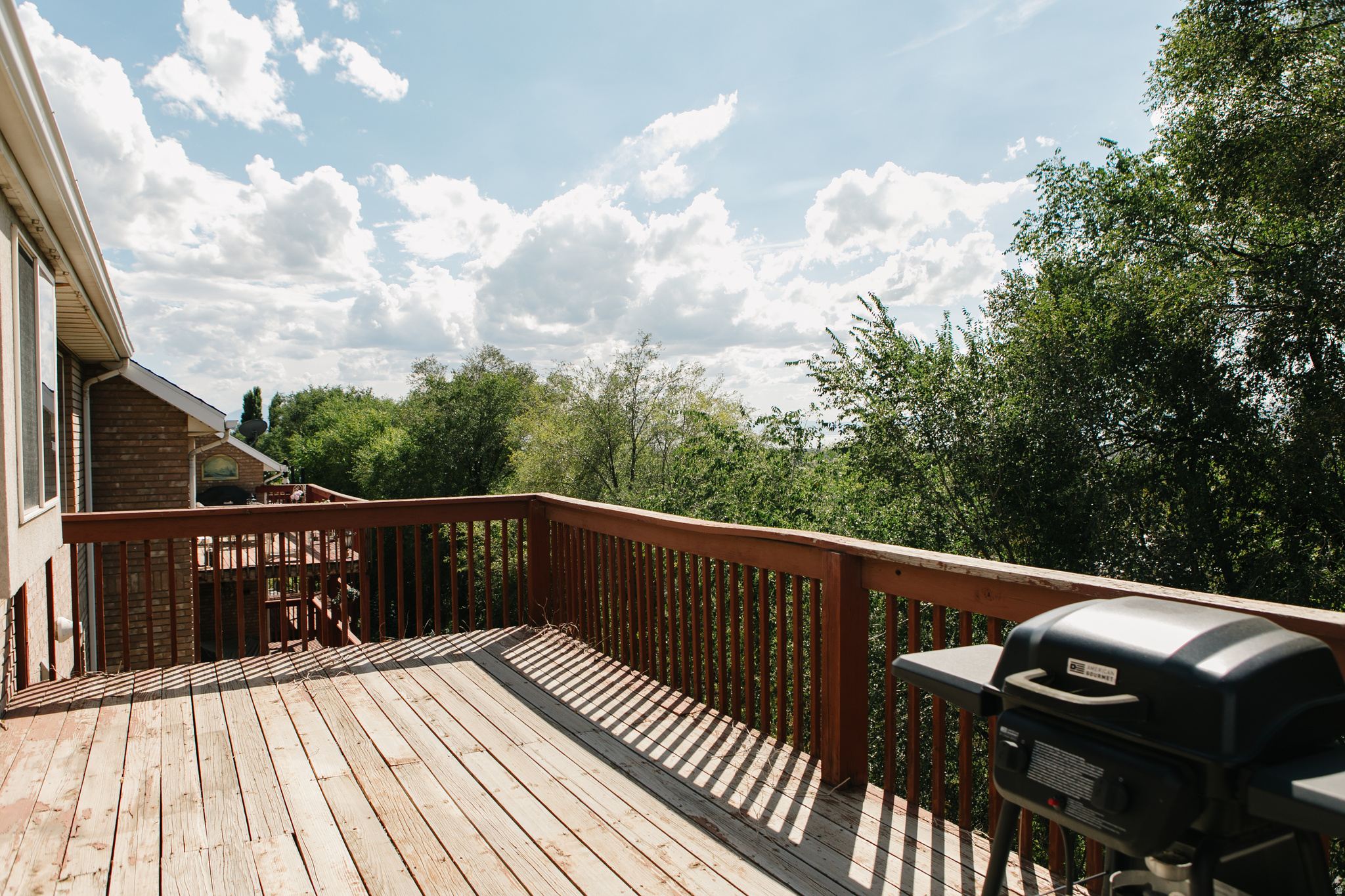 RIDGEVIEW - Residential