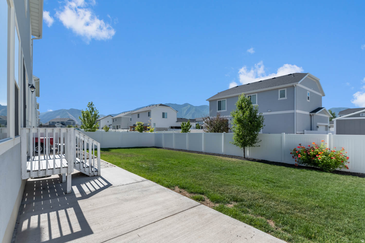 CANYON SPRINGS - Residential