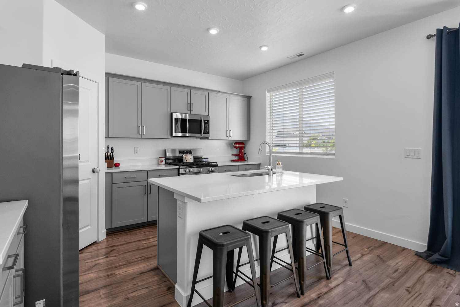 CANYON SPRINGS - Residential