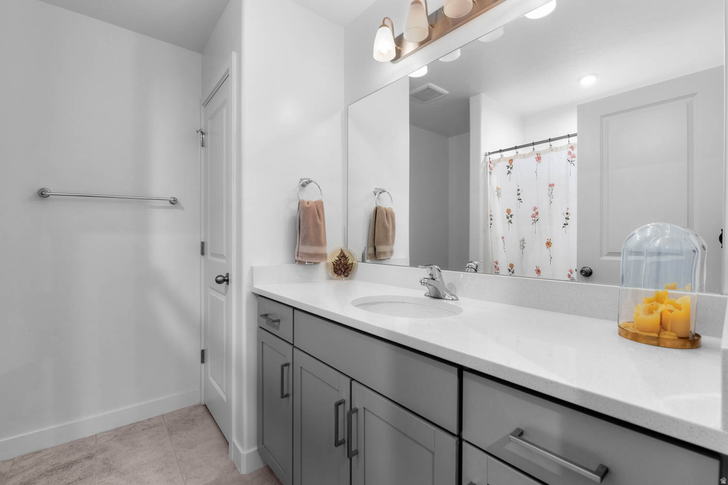 CANYON SPRINGS - Residential