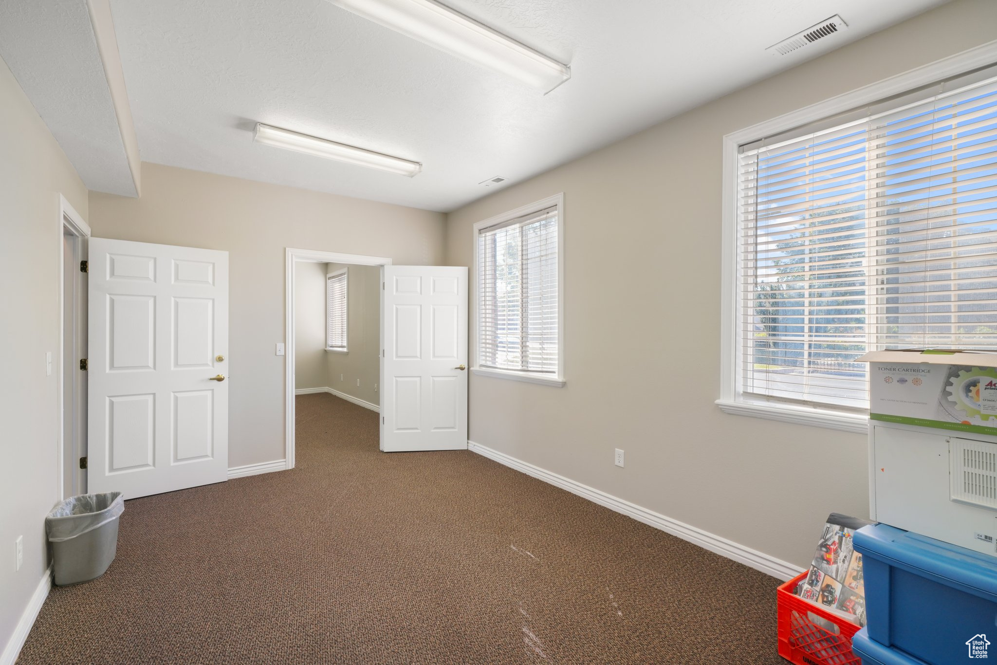 PARK - Commercial Sale