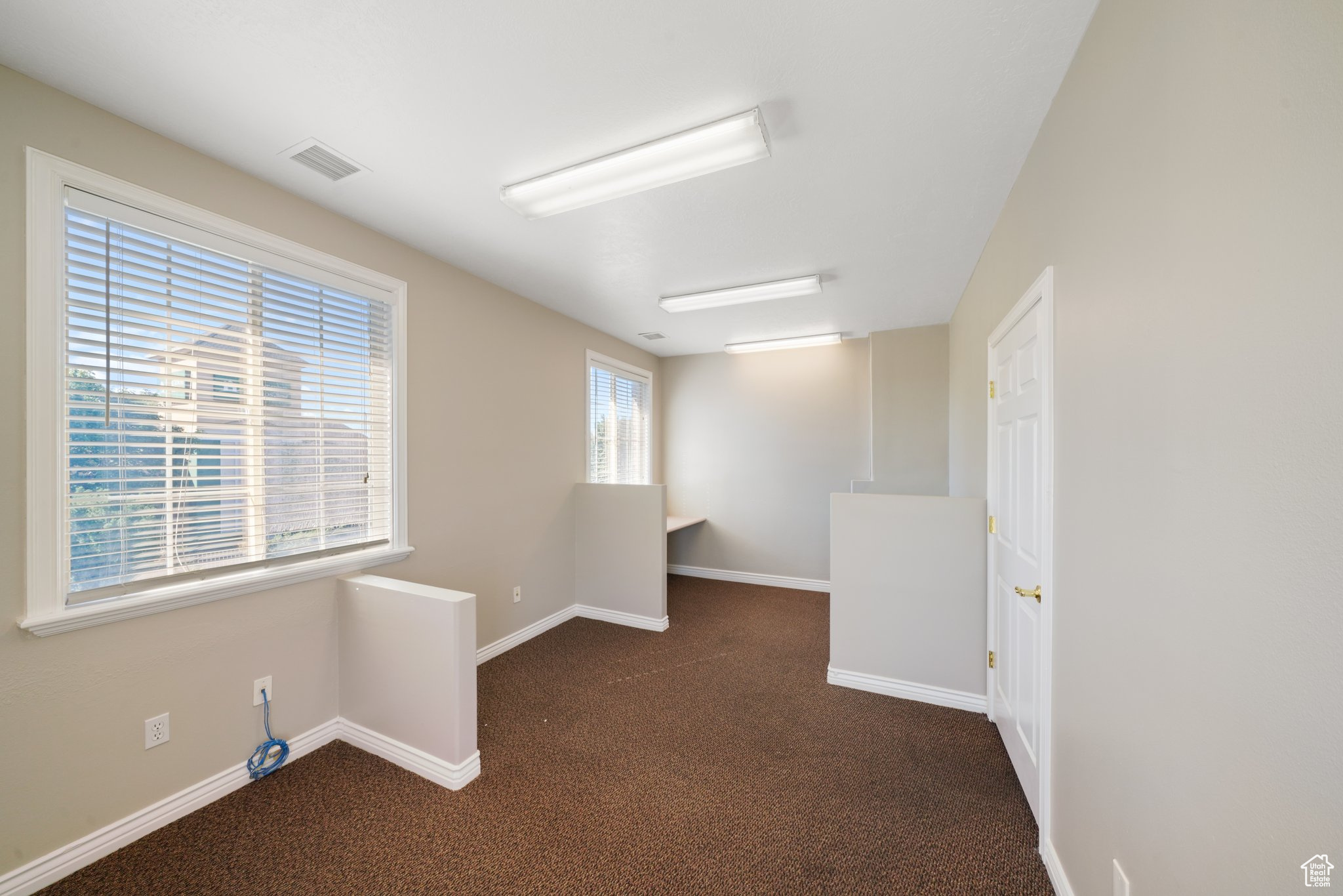 PARK - Commercial Sale