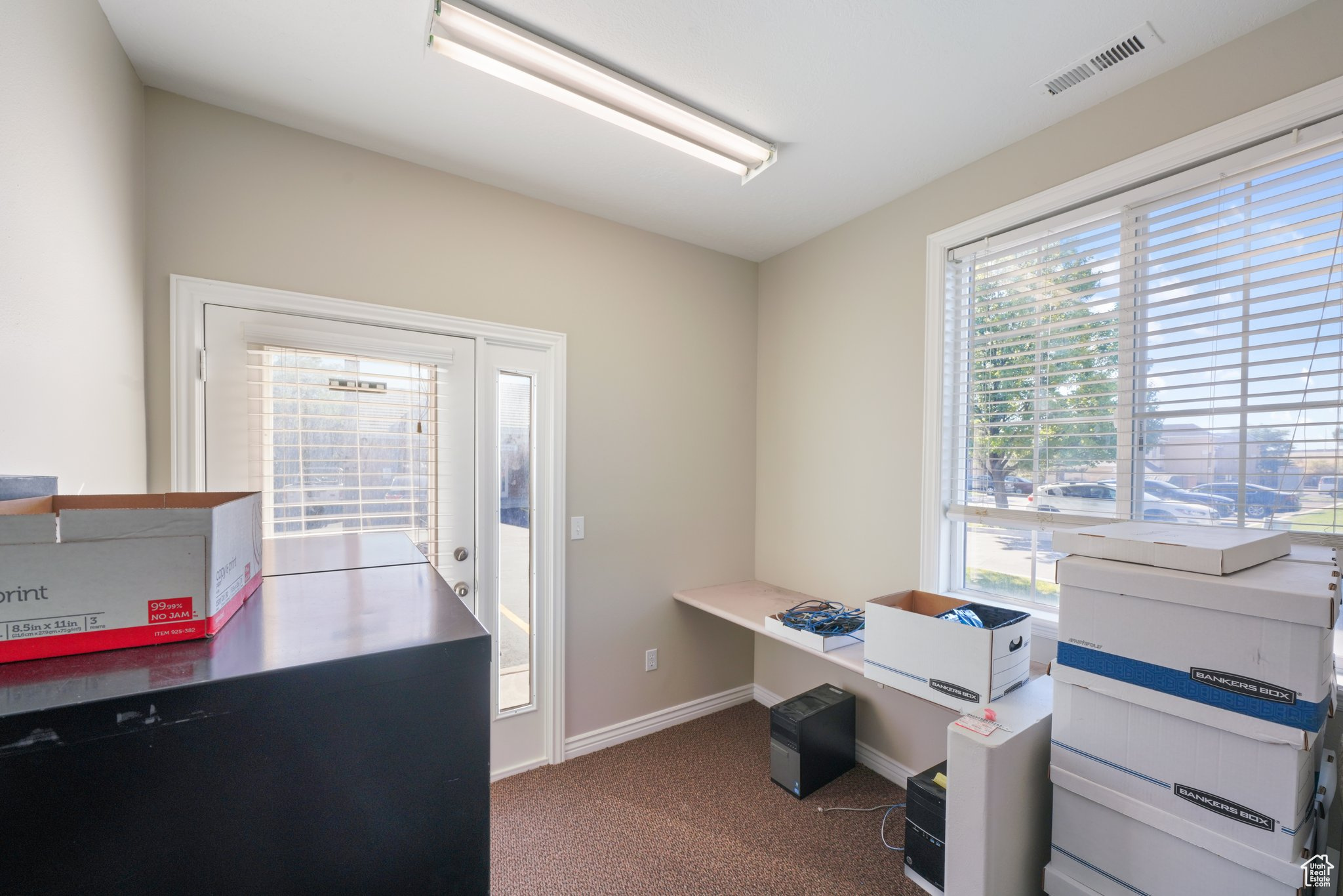 PARK - Commercial Sale