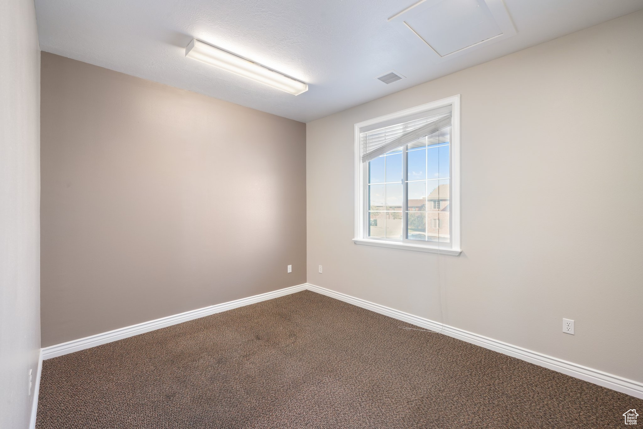 PARK - Commercial Sale