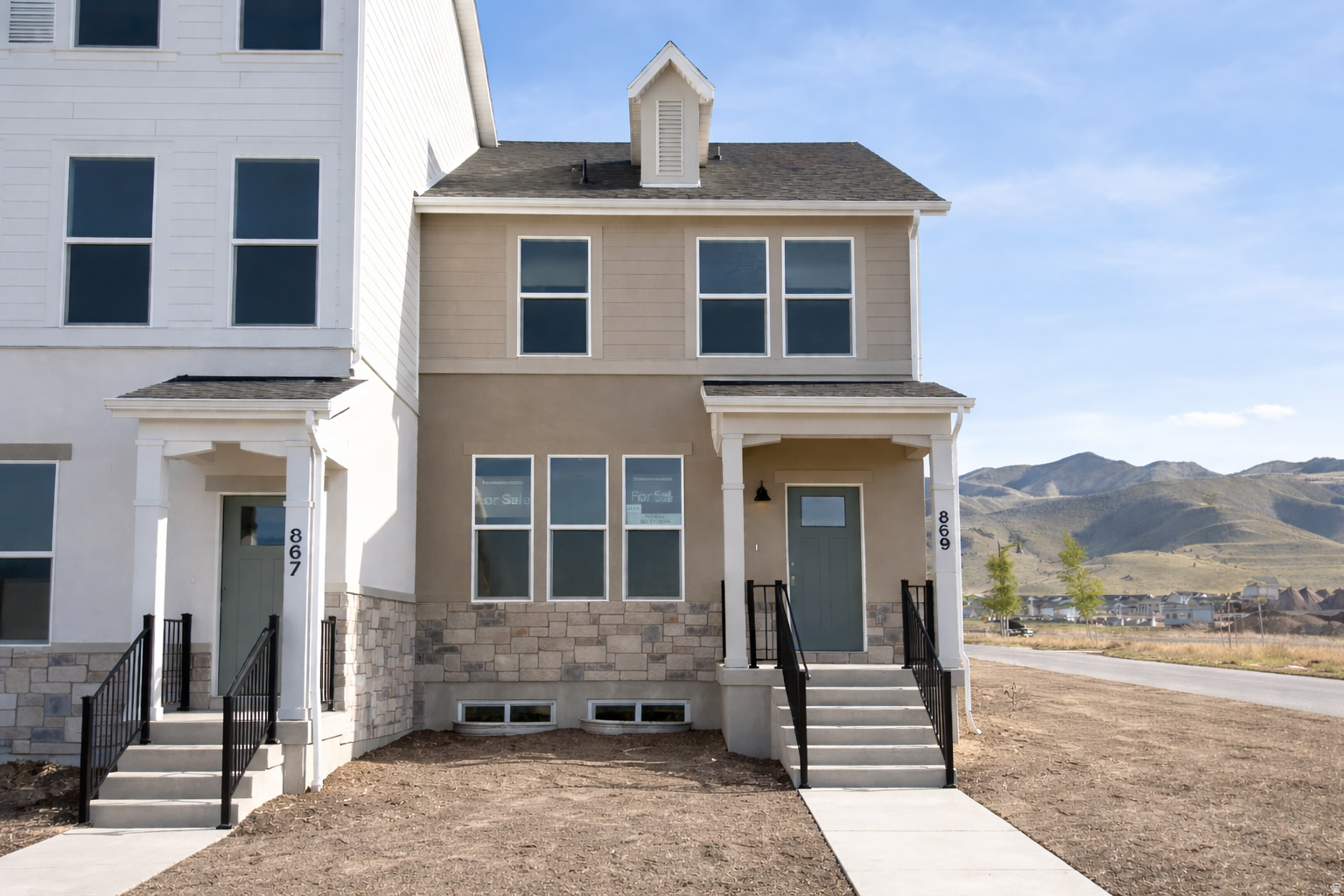 BEACON POINTE - Residential