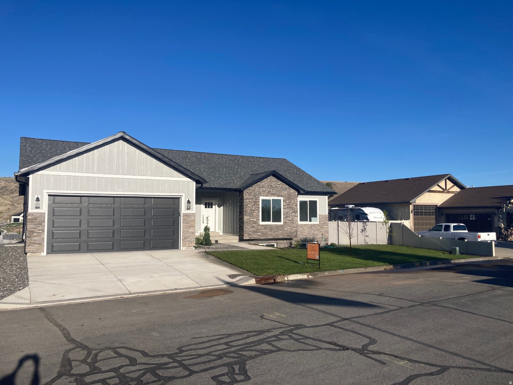 SUMMIT RIDGE - Residential