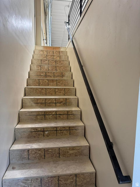 MOUNTAIN VIEW - Commercial Sale