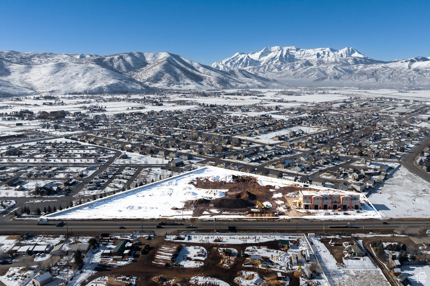 MOUNTAIN VIEW COMMON - Residential