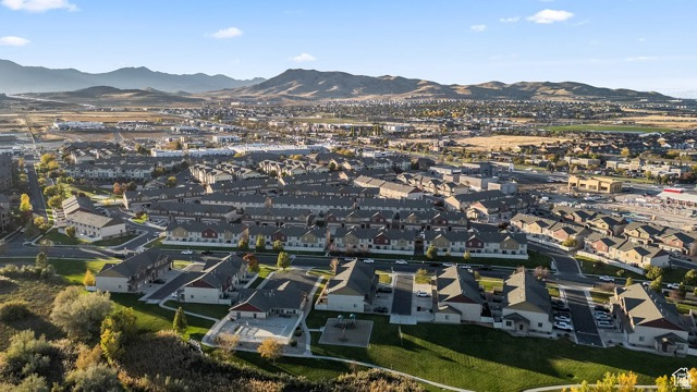 THE COVE - Residential