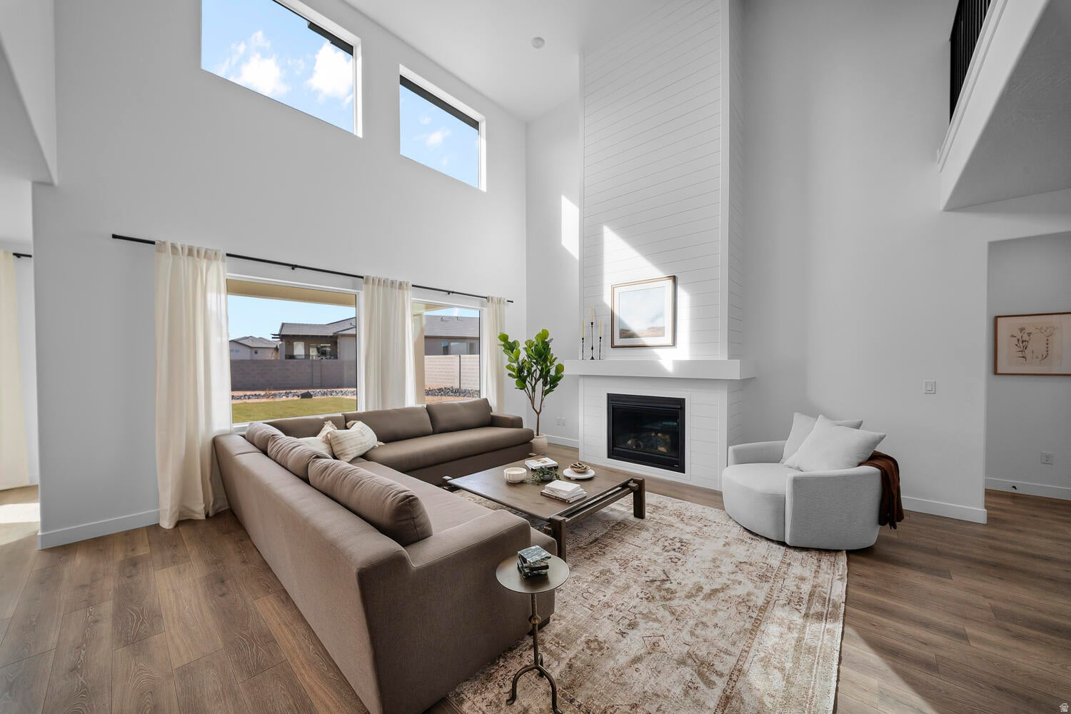 LONG VALLEY - Residential