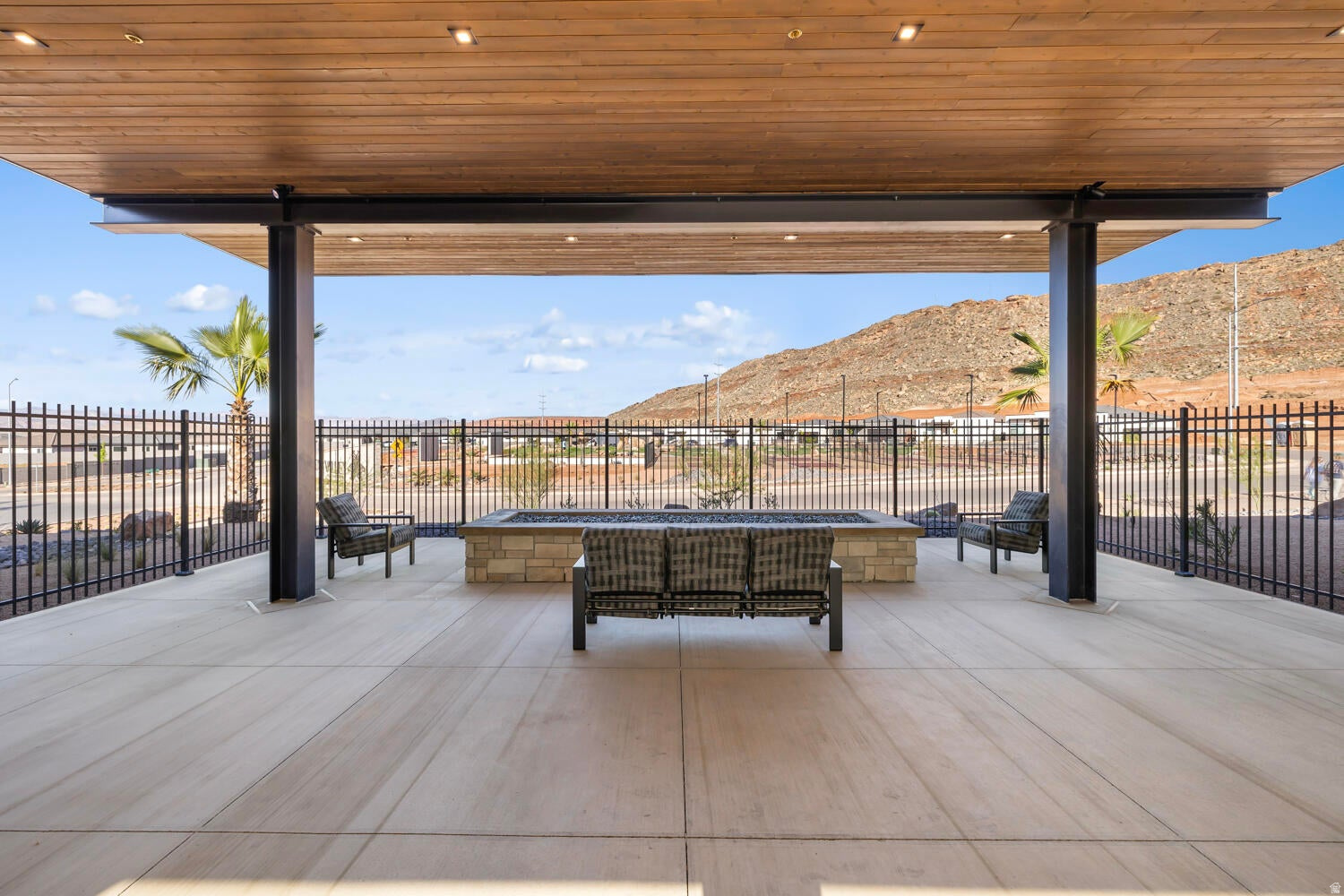 LONG VALLEY - Residential
