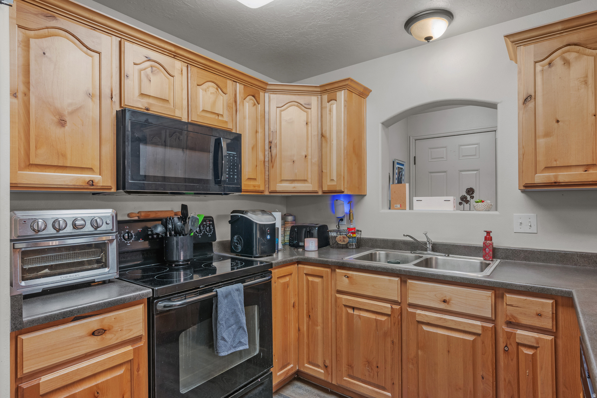 GATEWAY VILLAGE - Residential