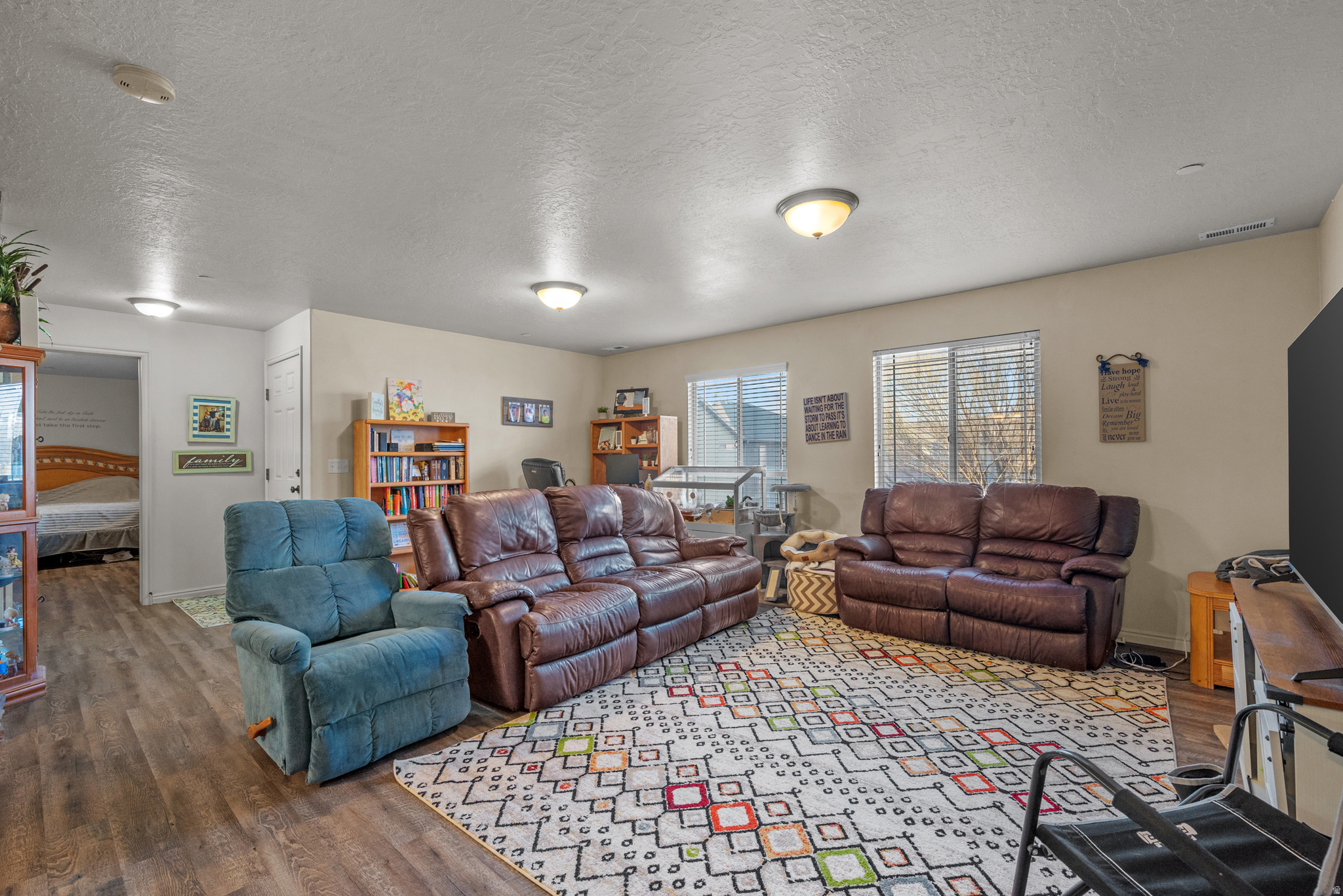 GATEWAY VILLAGE - Residential