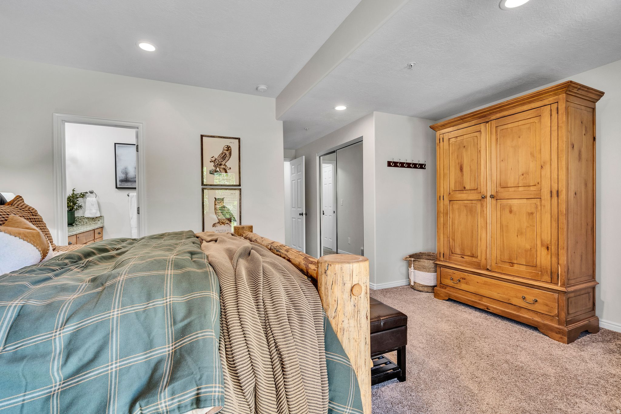 MOOSE HOLLOW - Residential