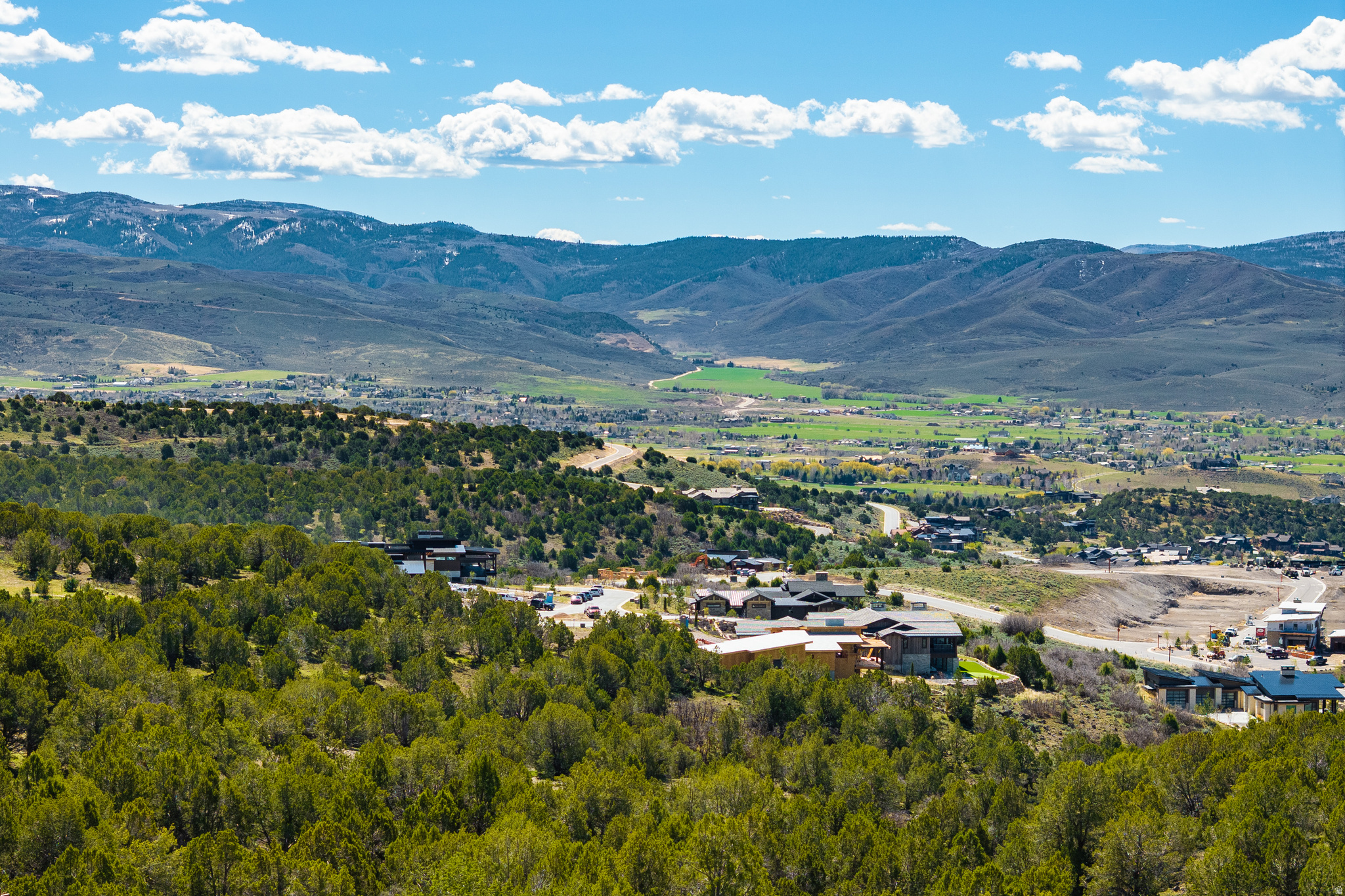 RED LEDGES - Land