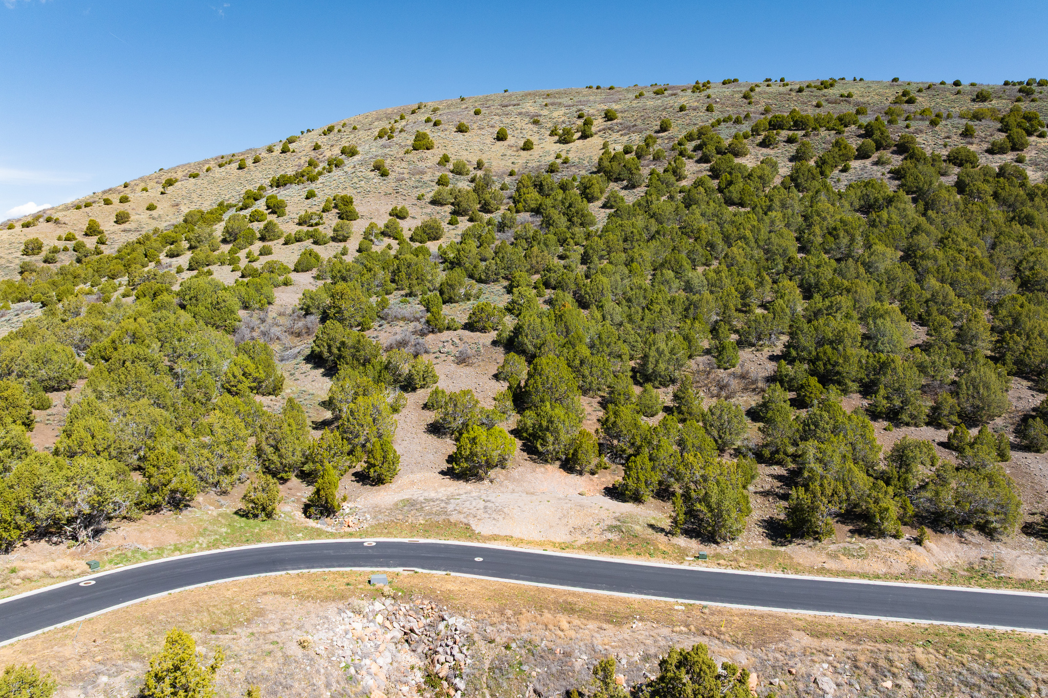 RED LEDGES - Land