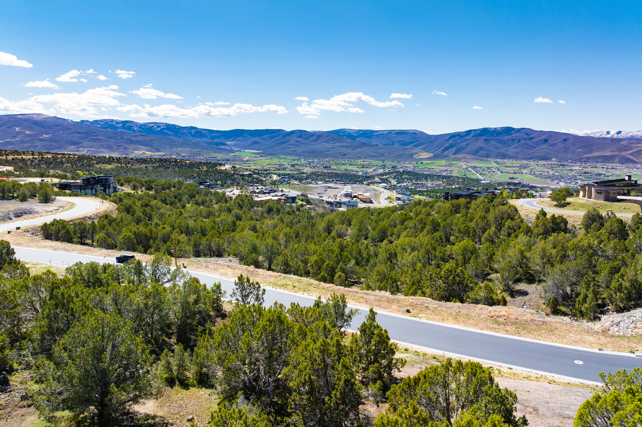 RED LEDGES - Land