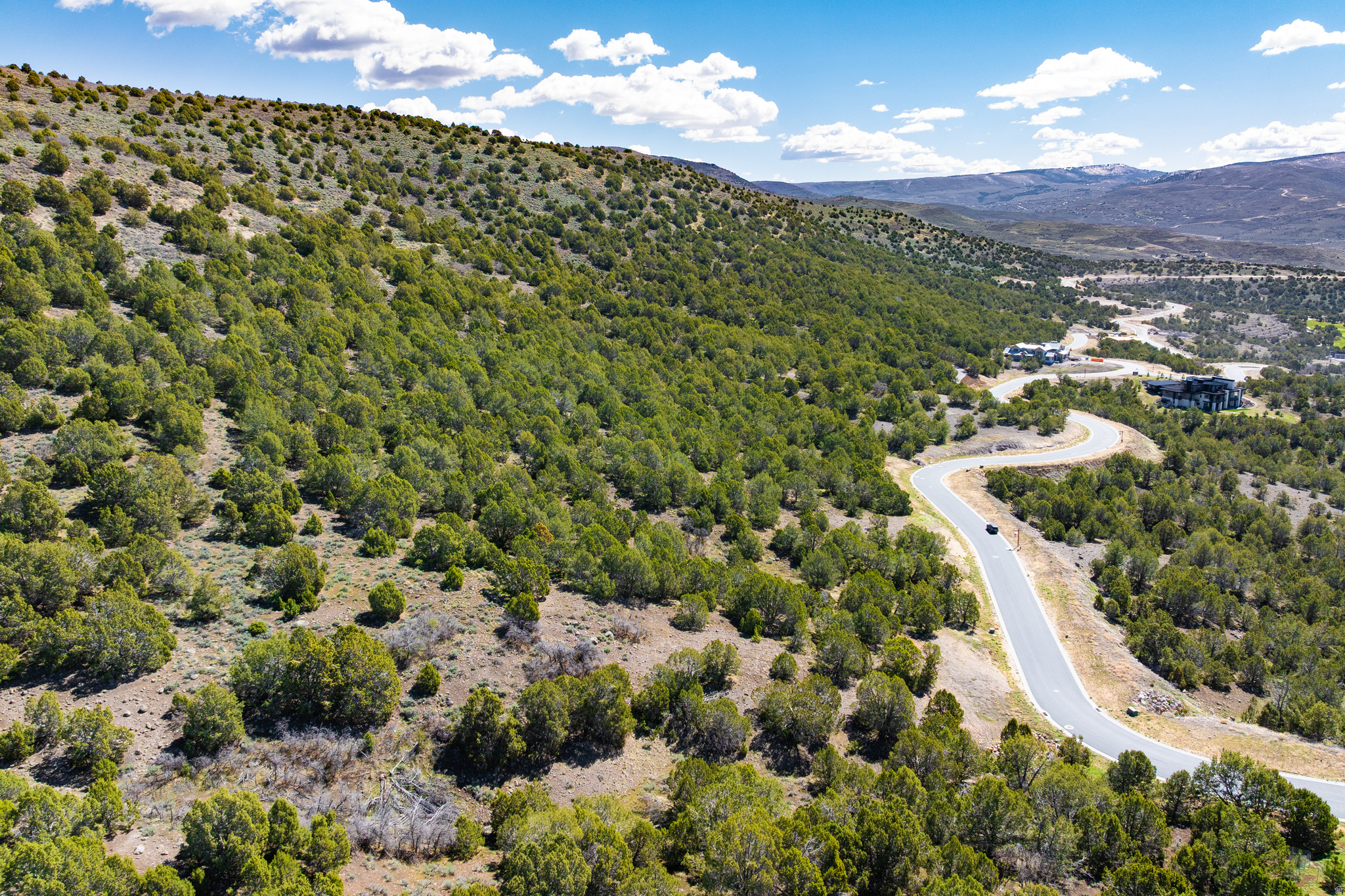 RED LEDGES - Land