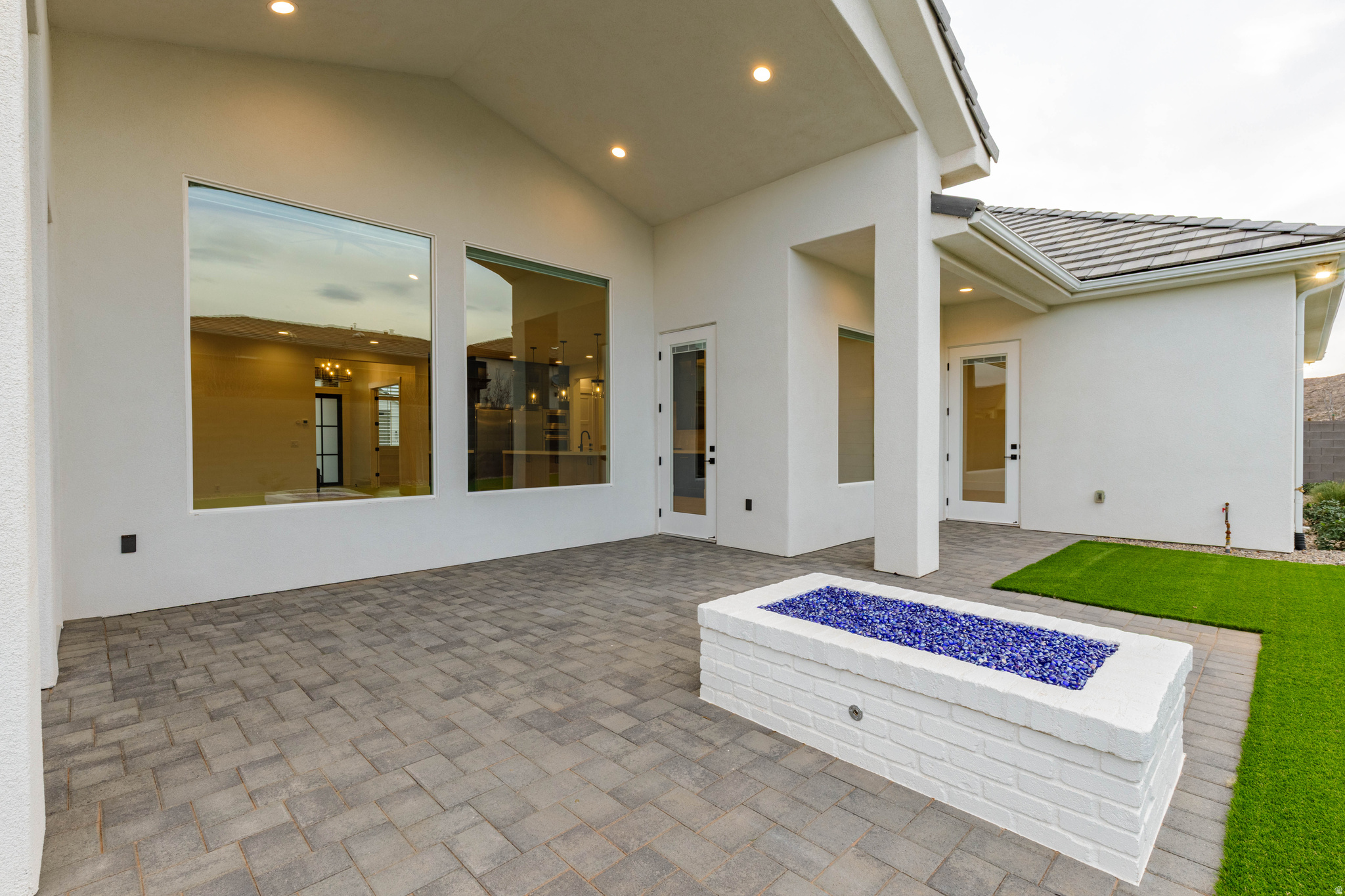 SYCAMORE VILLAGE 1 - Residential