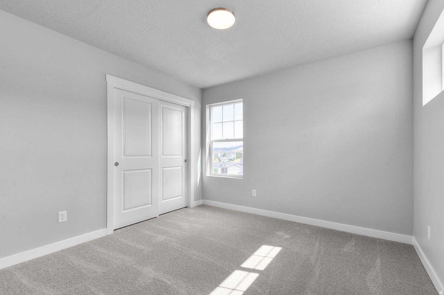 HIDDEN OAKS COLLECTION 610 - Residential