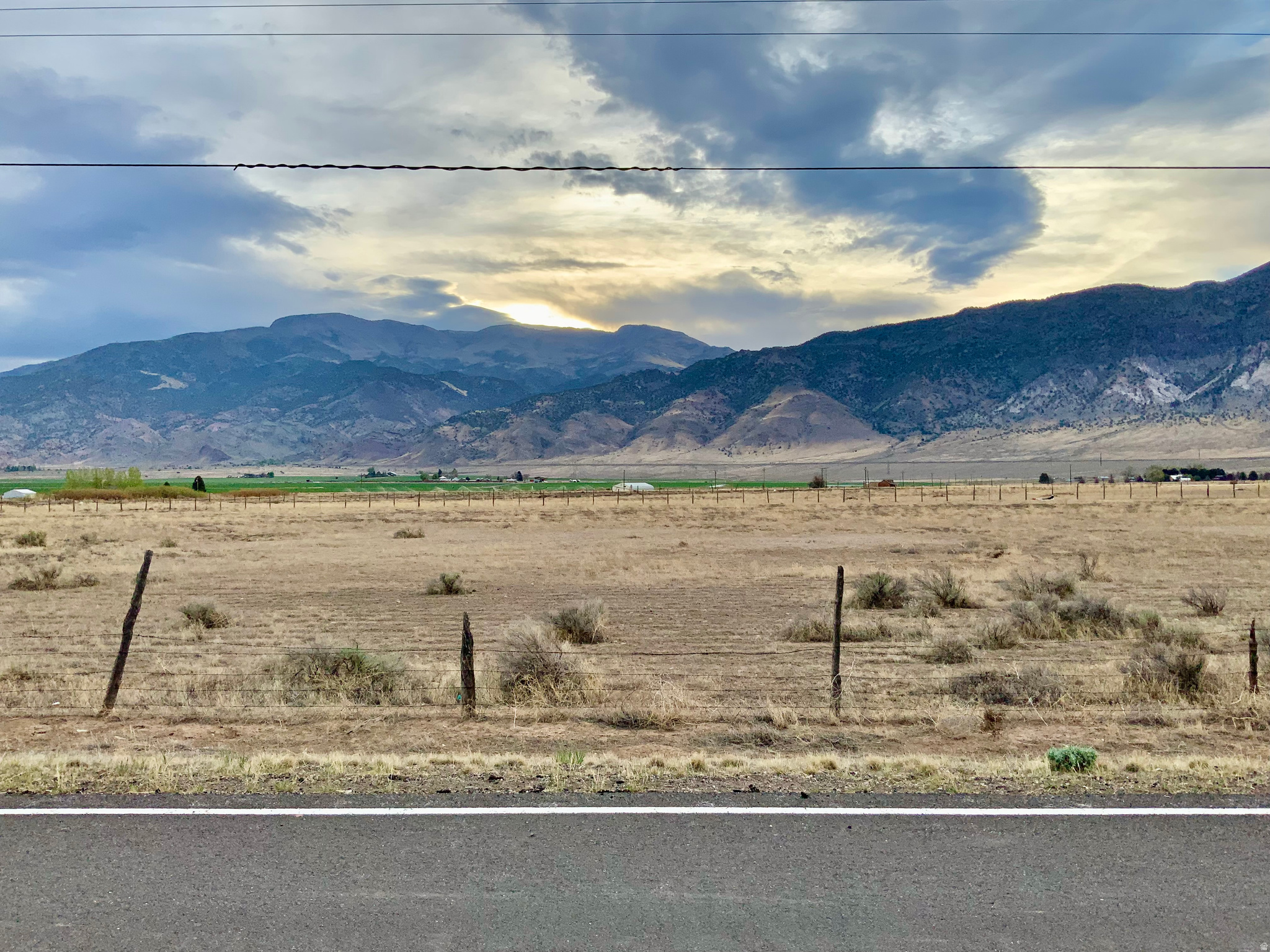 This is a great lot out in the county. The views are amazing and easy access for mountain access. These lots offer a lot of privacy and have room for all your farm animals. These lots have shared accesses and buyer is responsible for any improvements to the property. This lot has a 1 acre ft. well right included with the purchase. Well right number is portion of 63-4956 / a50271.  Buyer and Agents to verify all listing information.