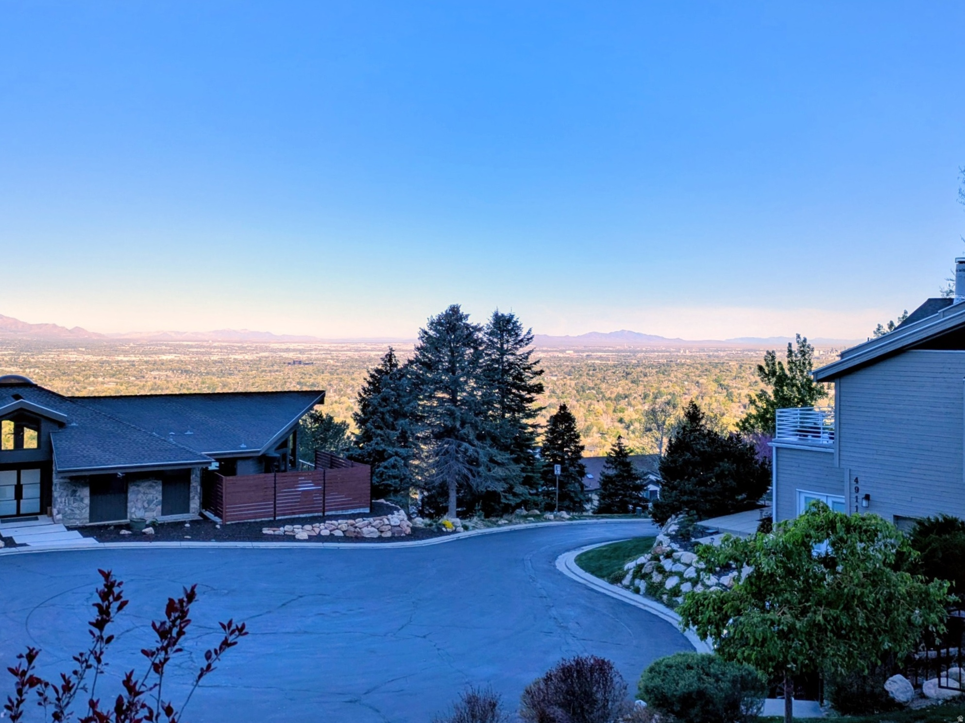 MT OLYMPUS - Residential