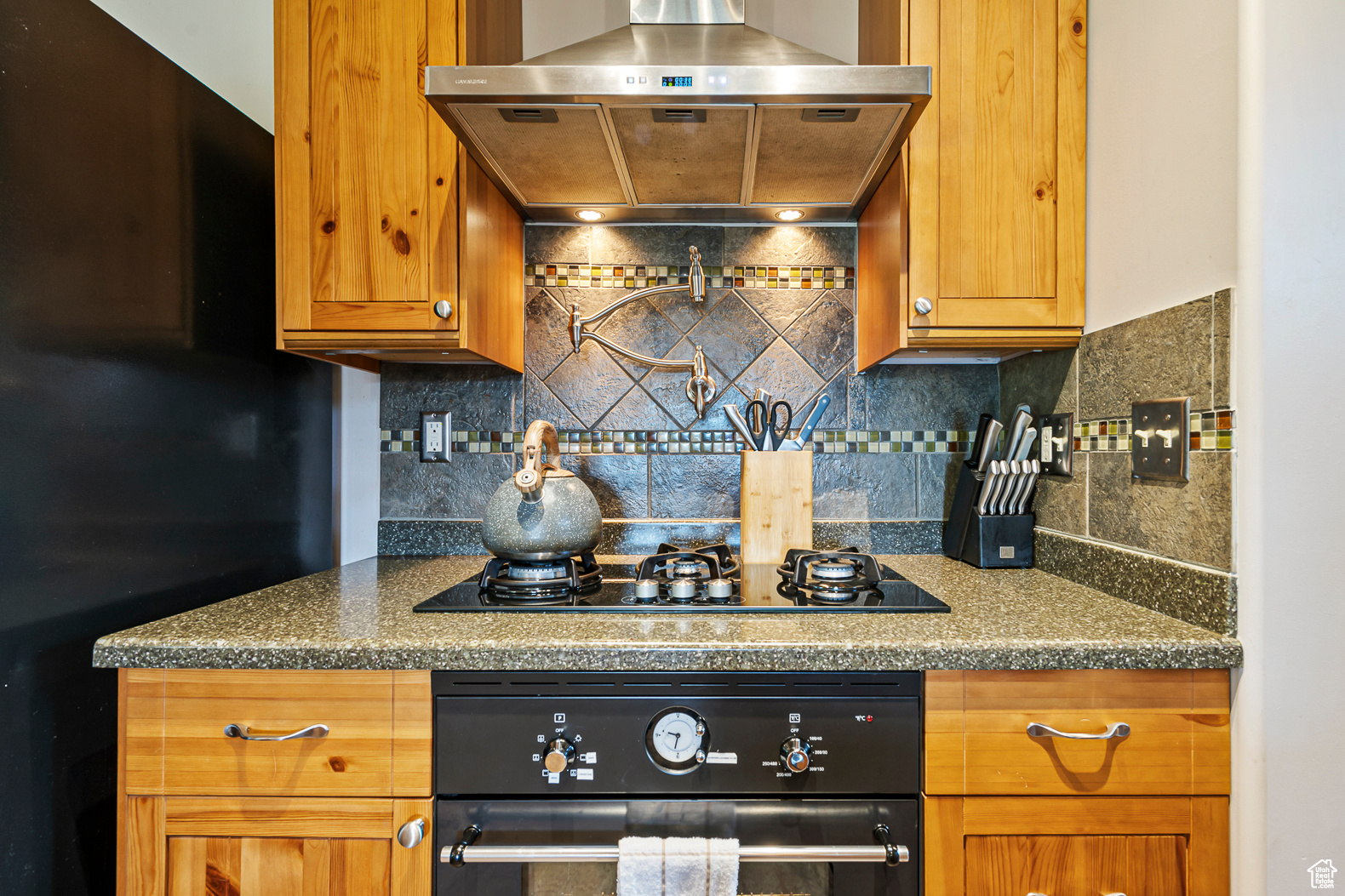PINE MEADOW RANCH - Residential