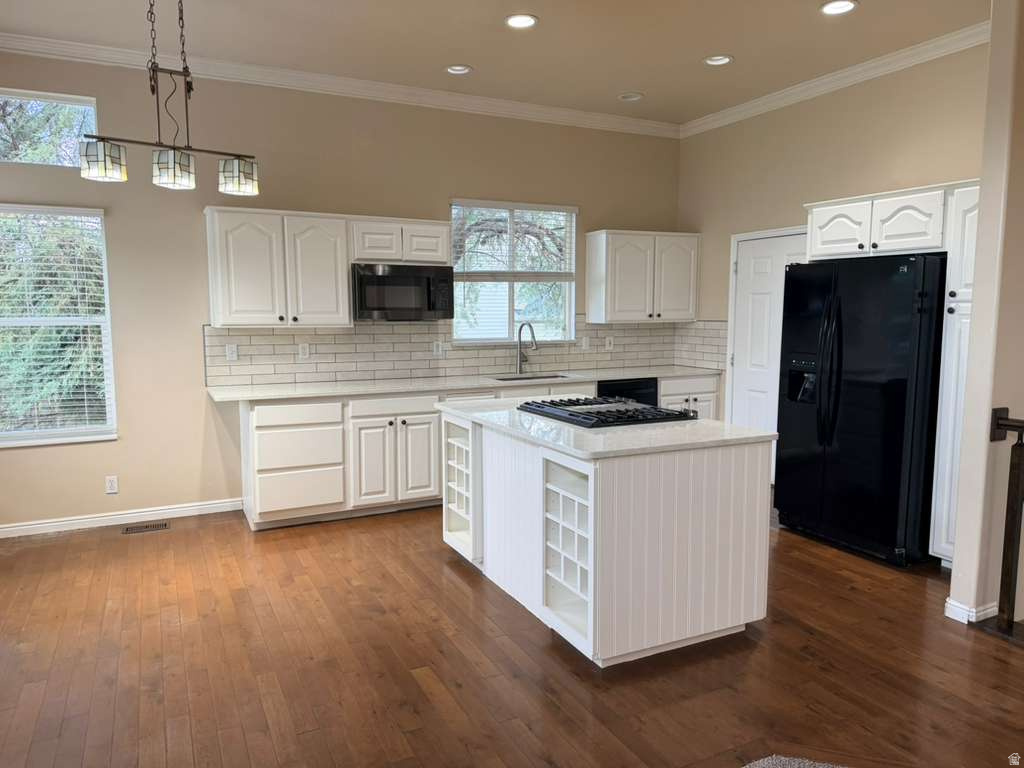 YALE CREST SUBDIVISI - Residential