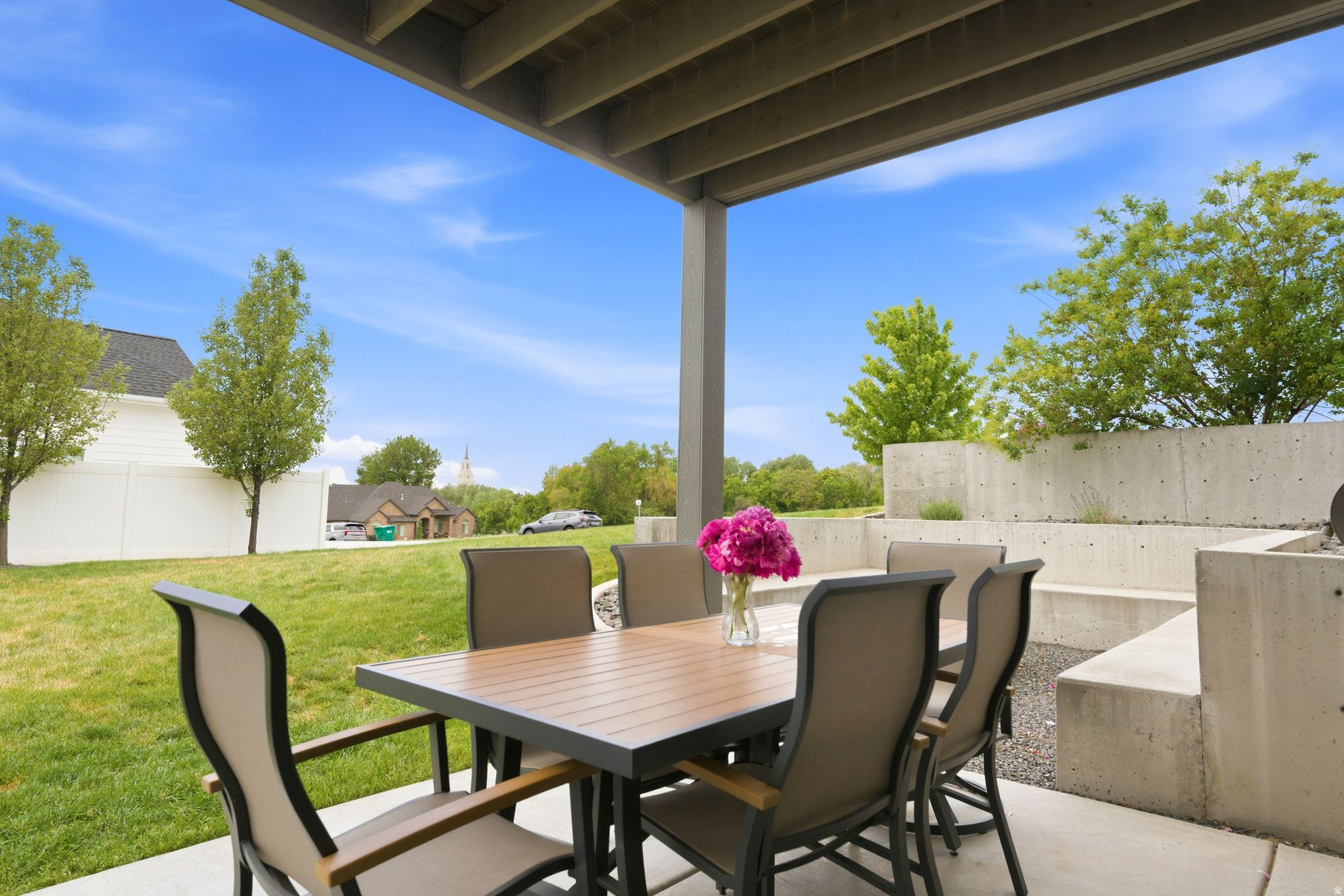 MUTTON HOLLOW EST - Residential
