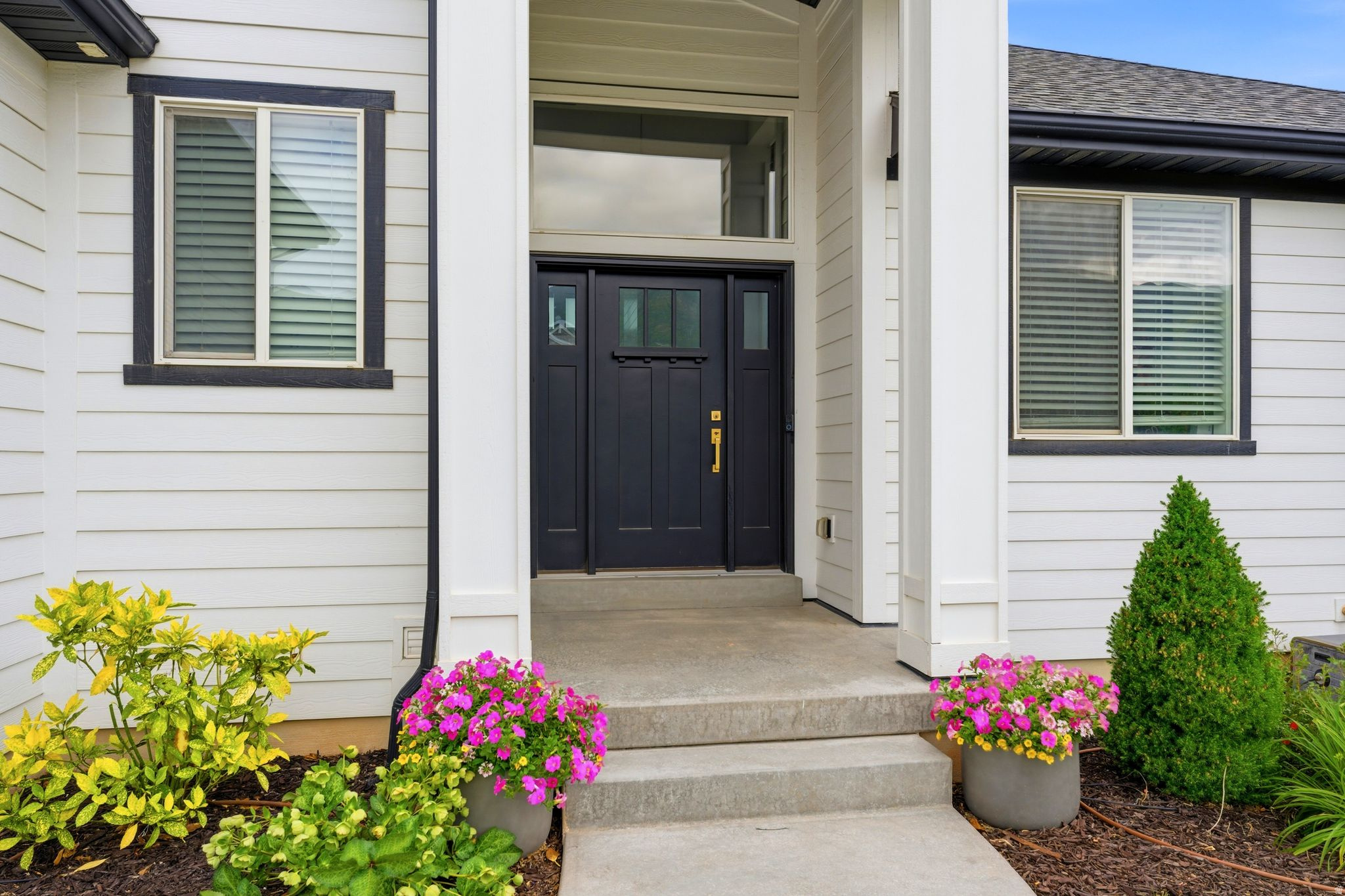 MUTTON HOLLOW EST - Residential